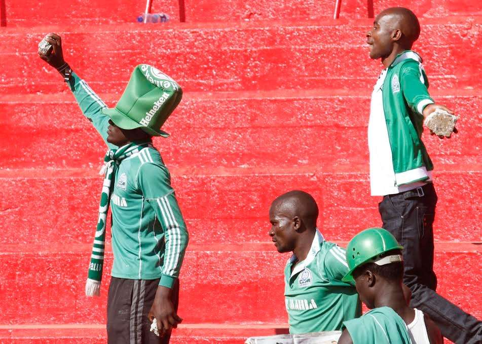 Armed Gor Mahia fans at Nyayo Stadium during the aborted 'Mashemeji derby'