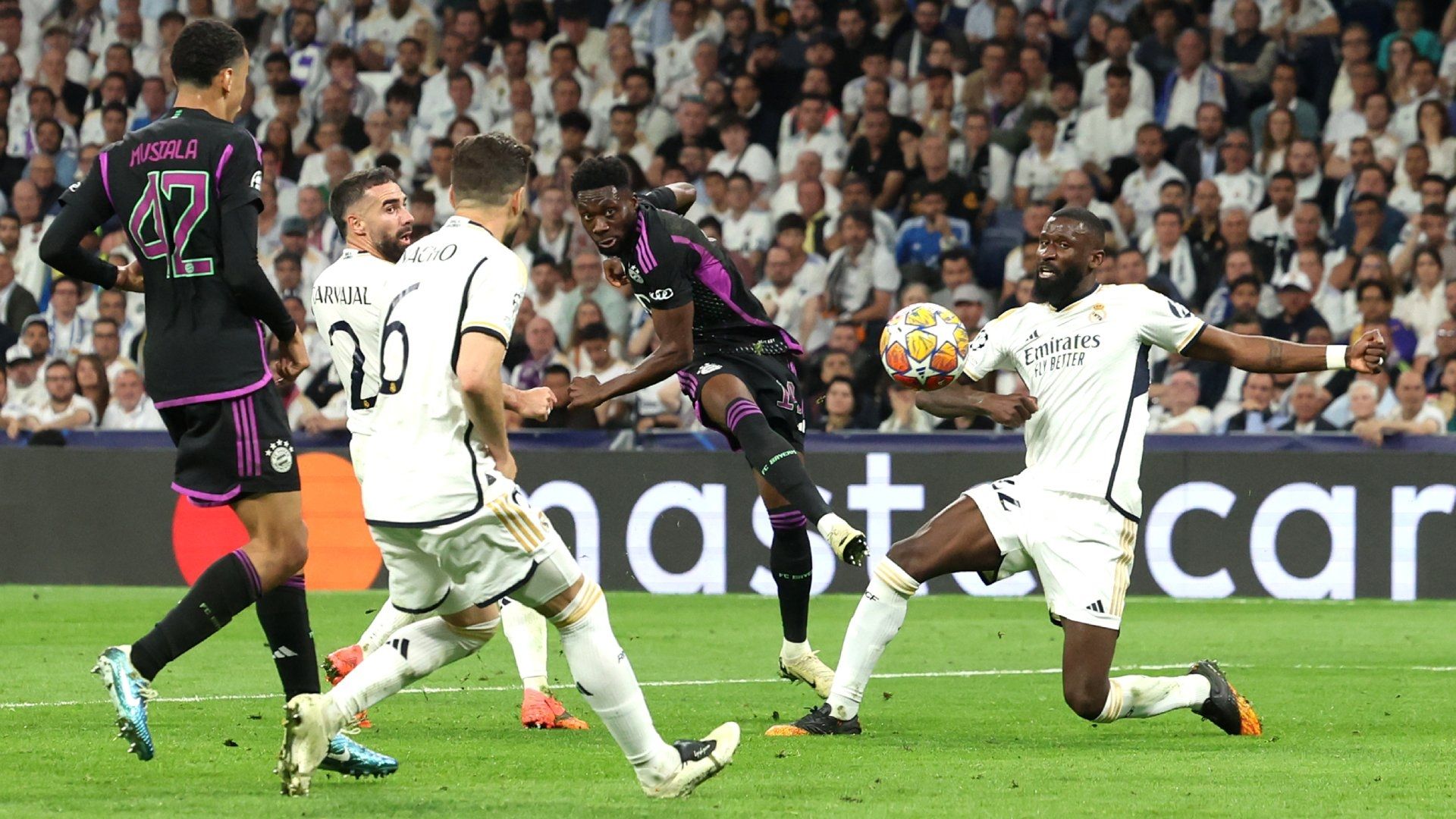 Alphonso Davies Real Madrid vs Bayern Munich 2023-24