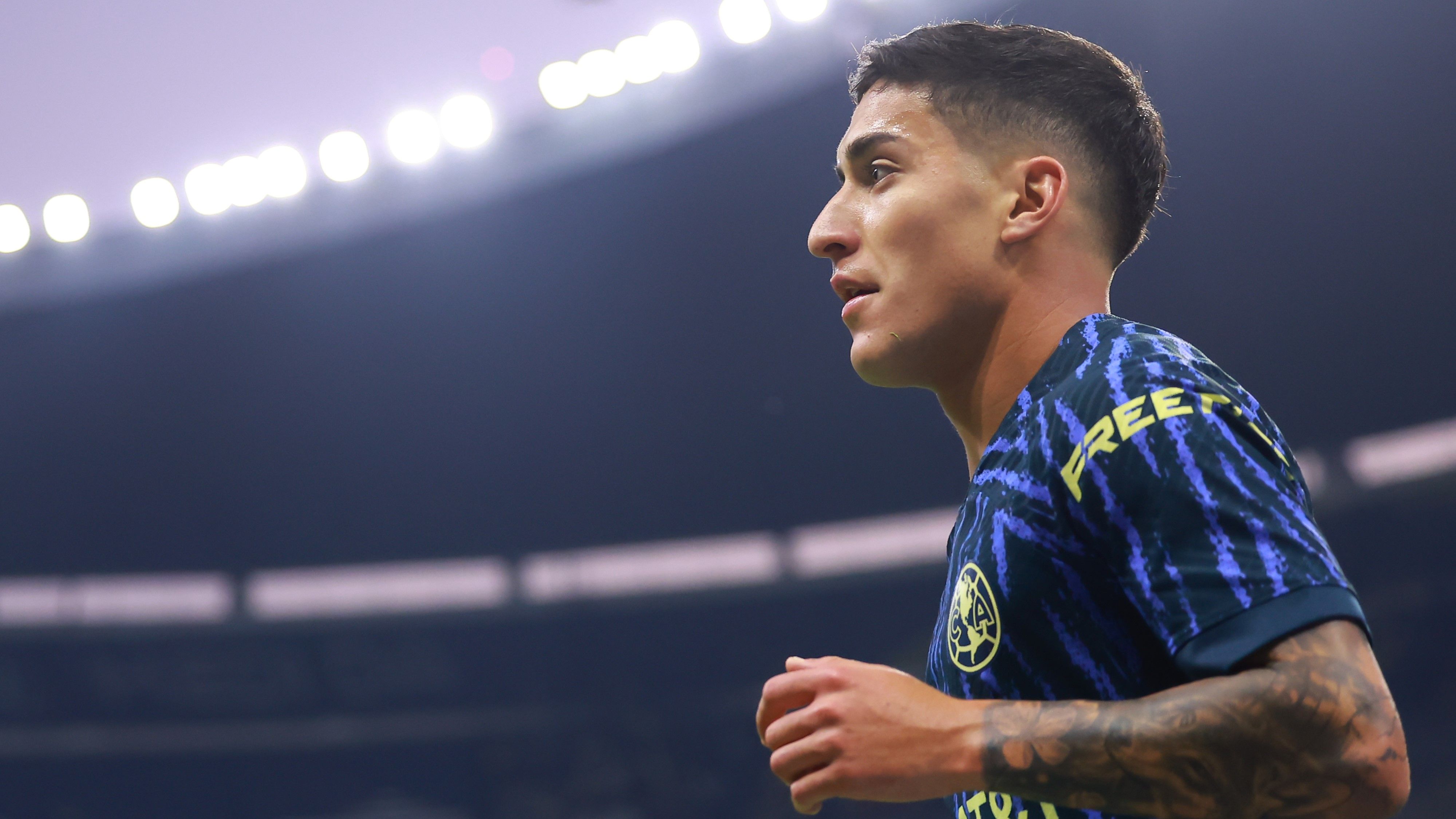 Alejandro Zendejas 16:9