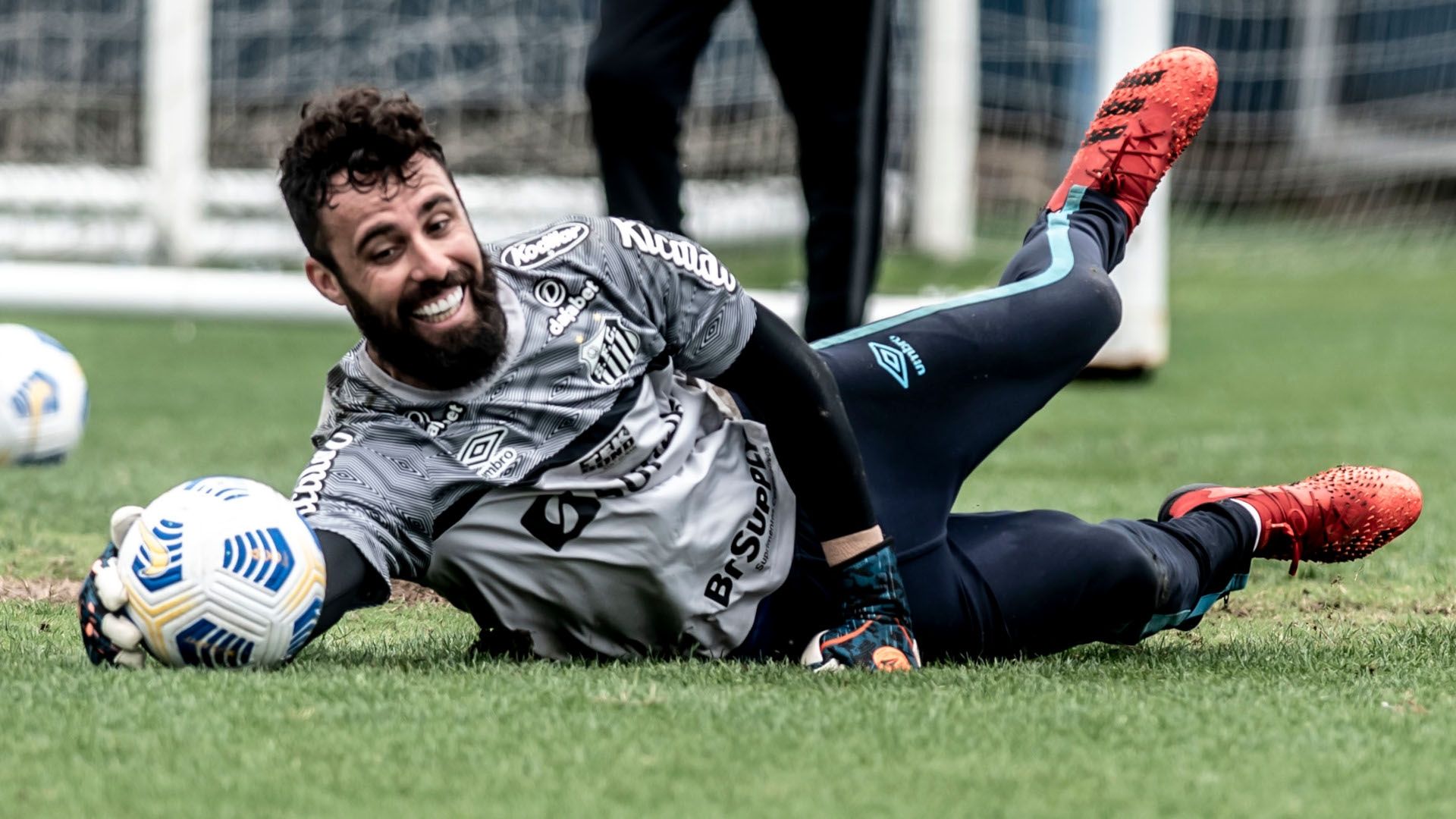 Jandrei, goleiro do Santos, 2021