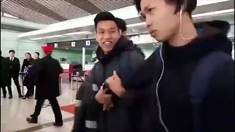 Công Phượng dỗi