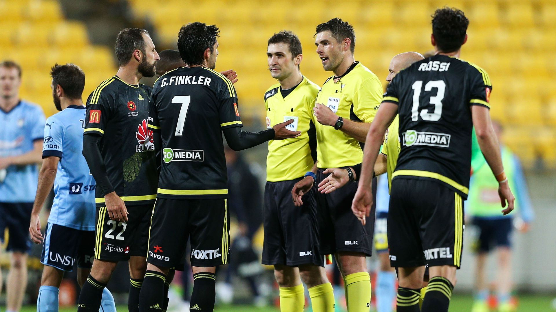 Wellington Phoenix Sydney FC