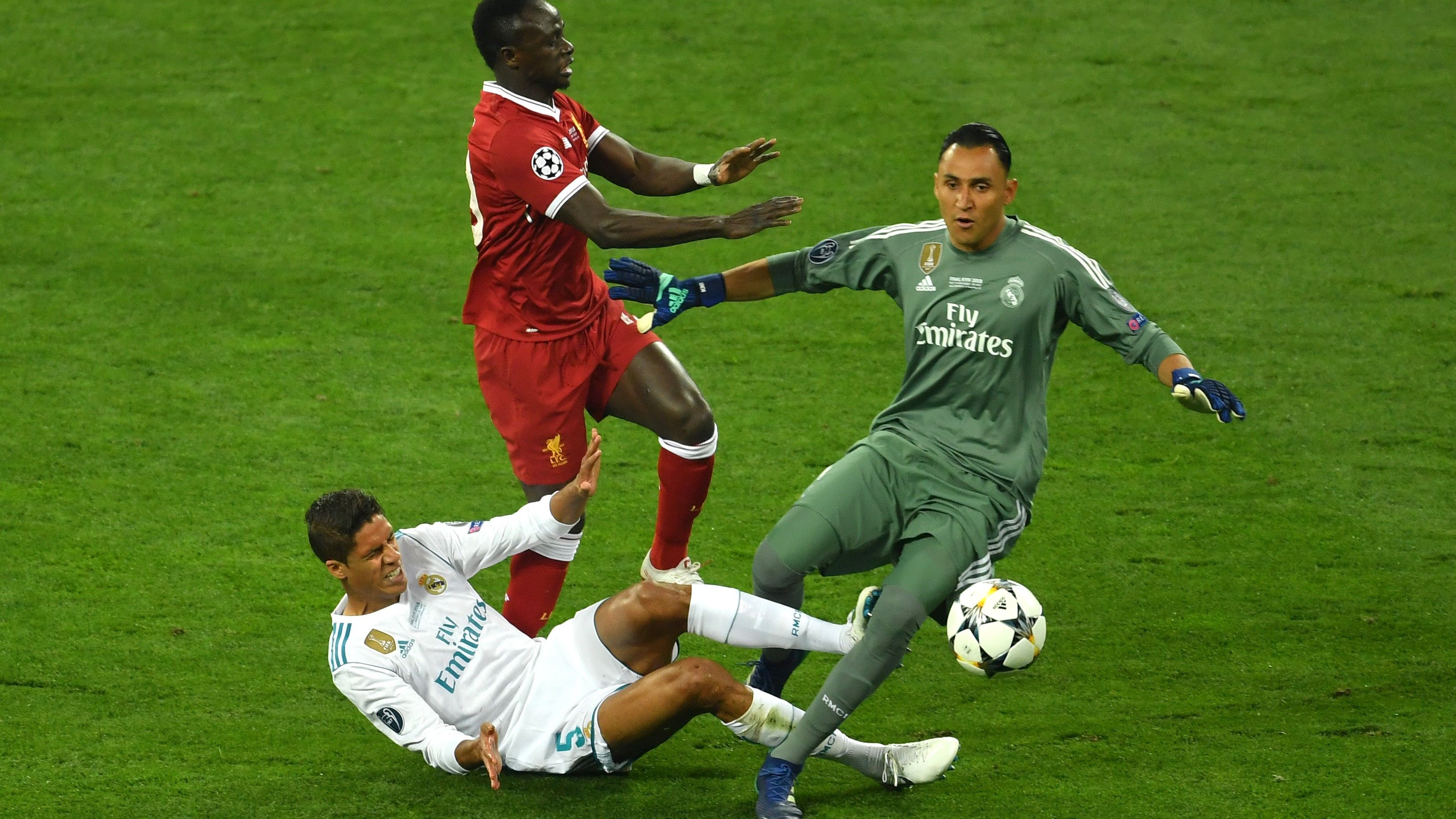 Raphael Varane Keylor Navas Sadio Mane Real Madrid Liverpool UCL