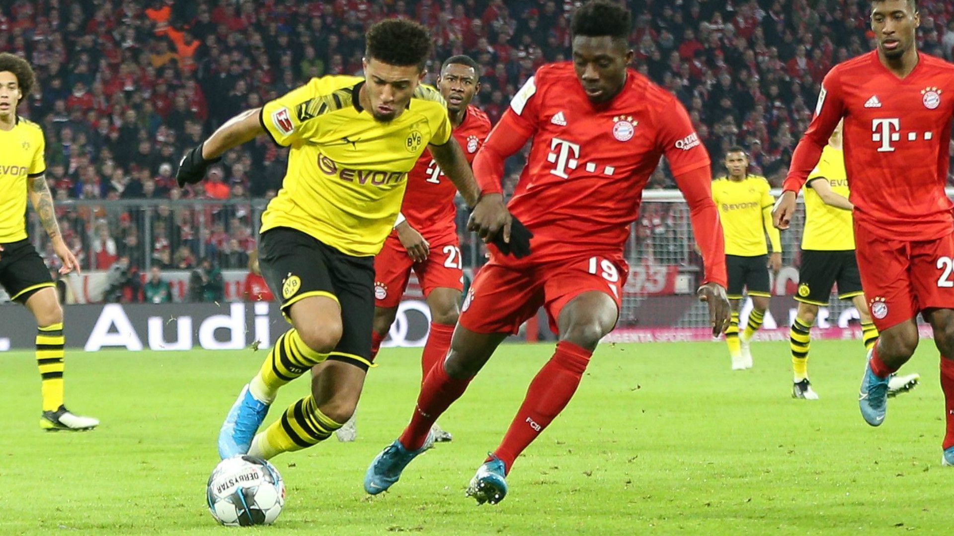 GERMANY ONLY: JADON SANCHO BORUSSIA DORTMUND ALPHONSO DAVIES BAYERN MÜNCHEN BUNDESLIGA 09112019