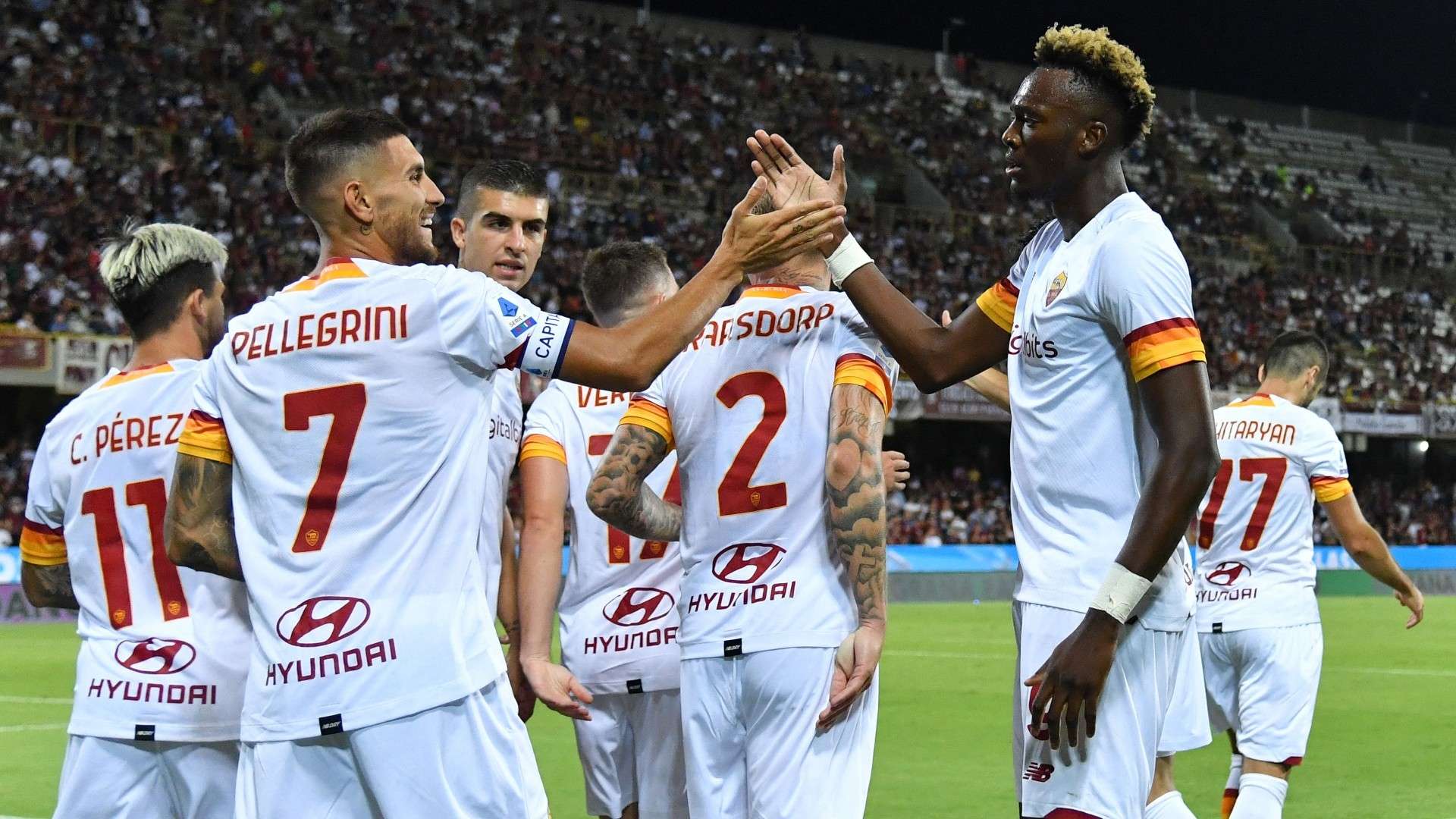 Roma celebrates goal against Salernitana