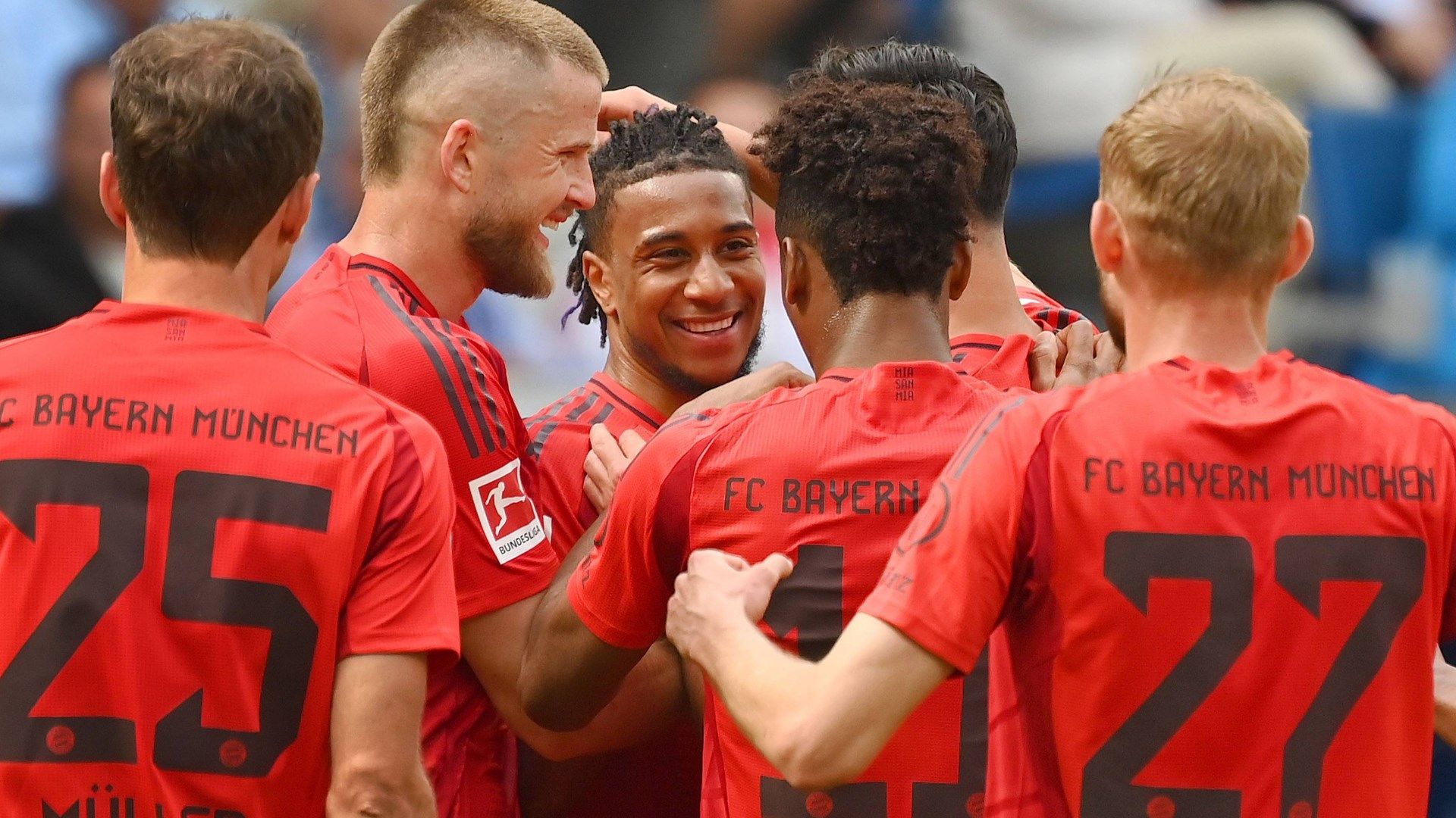 Michael Olise Bayern 2025