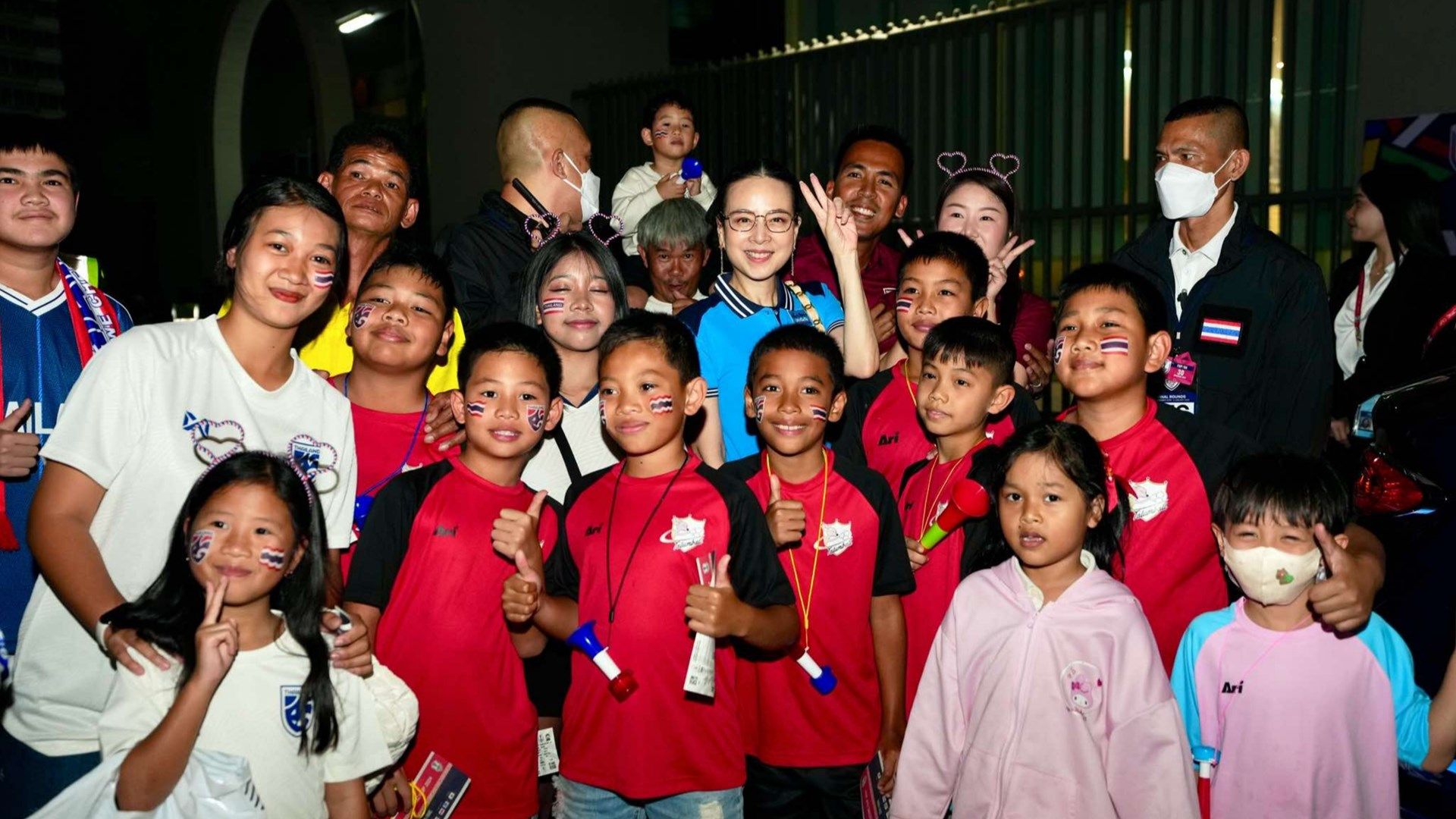 "มาดามแป้ง" นวลพรรณ ล่ำซำ