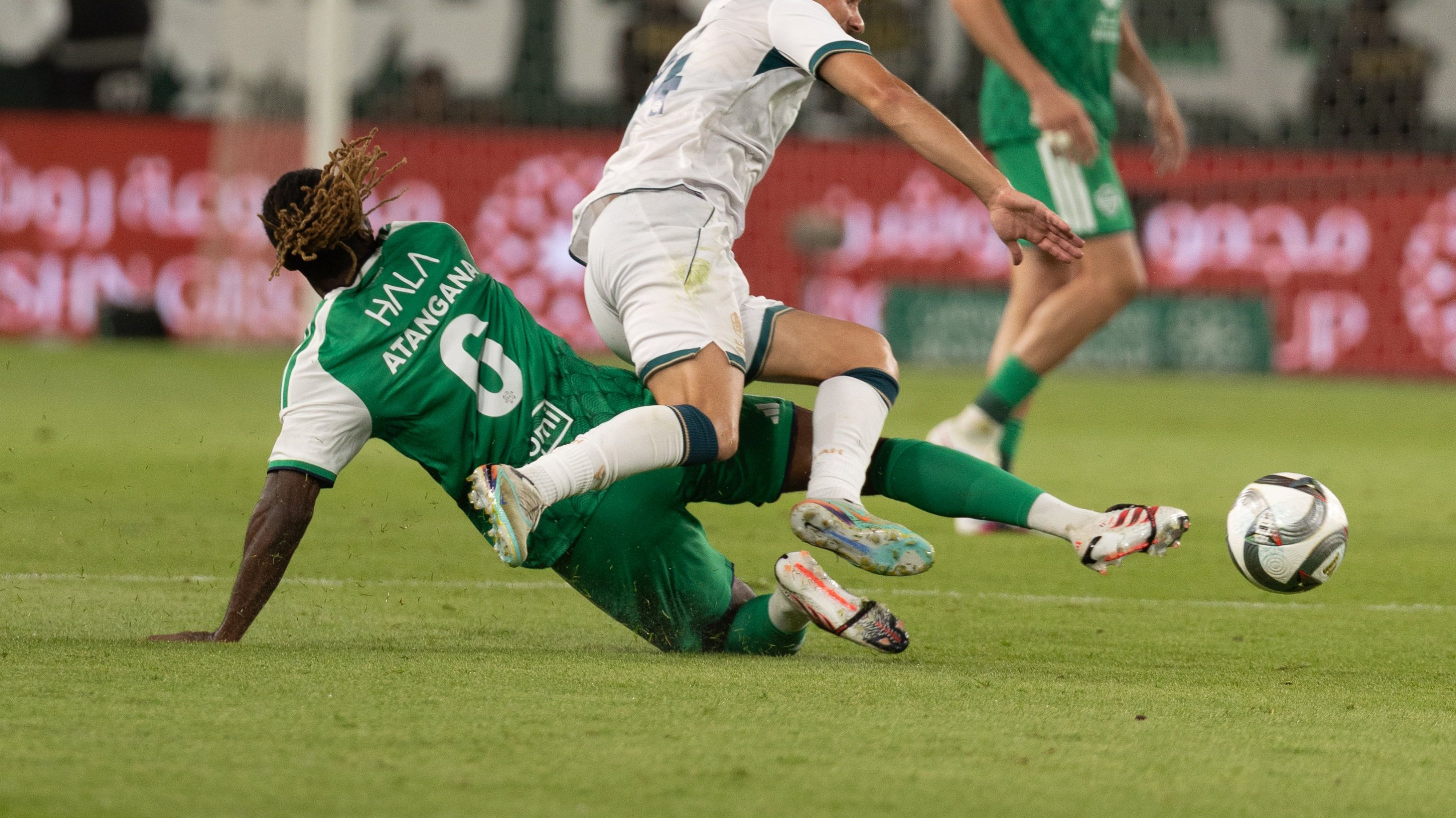 من مباراة الأهلي والدرعية
