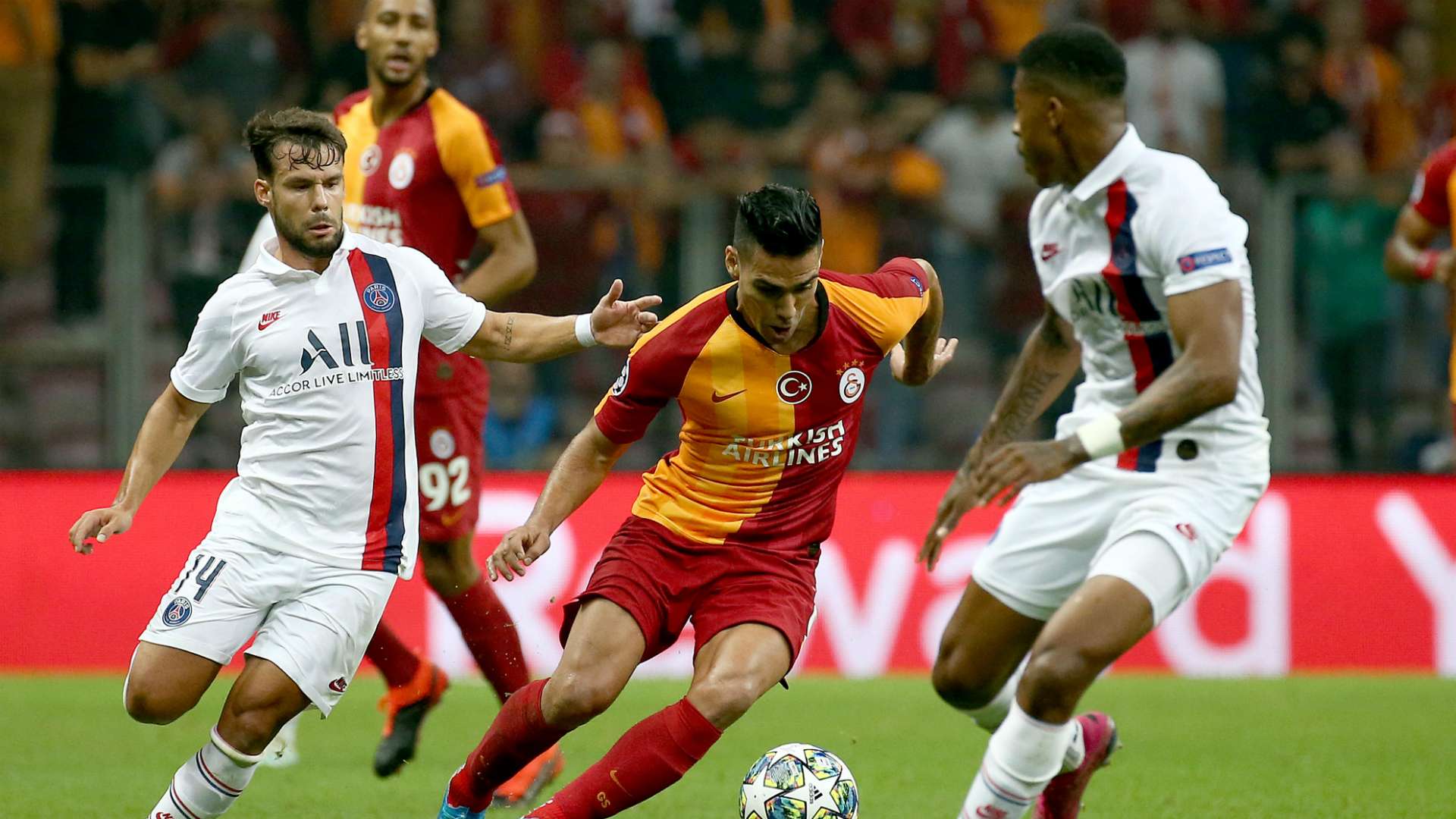Radamel Falcao Galatasaray PSG UCL 10012019