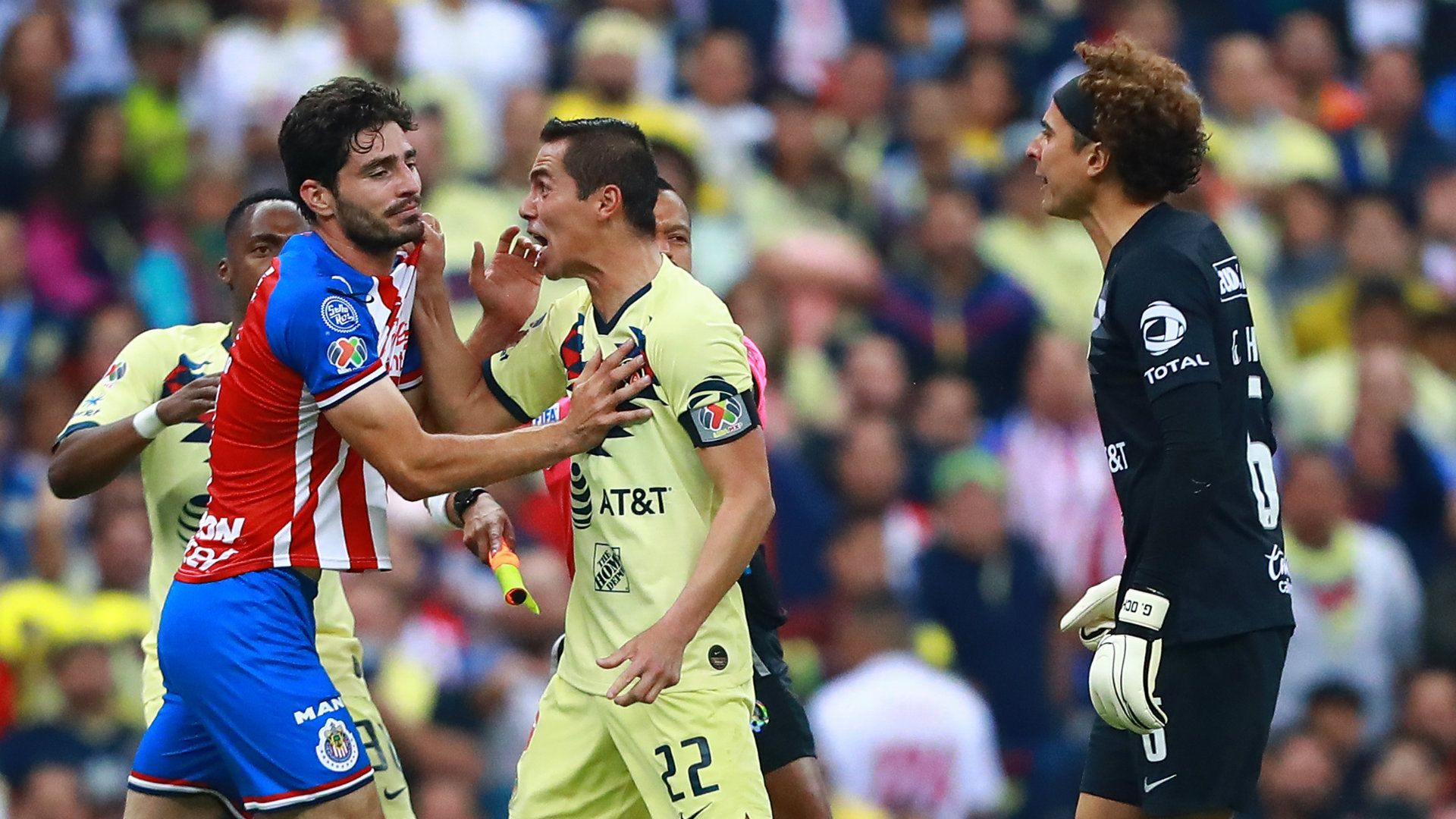 Guillermo Ochoa América Chivas