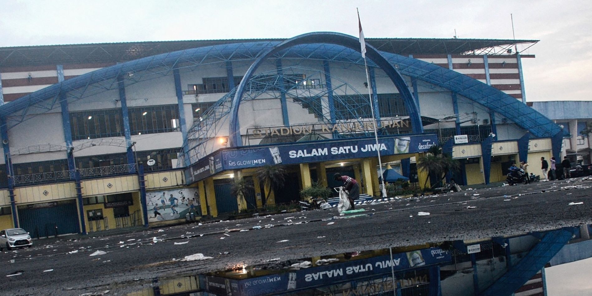 HIC Desktop | Kanjuruhan Rusuh