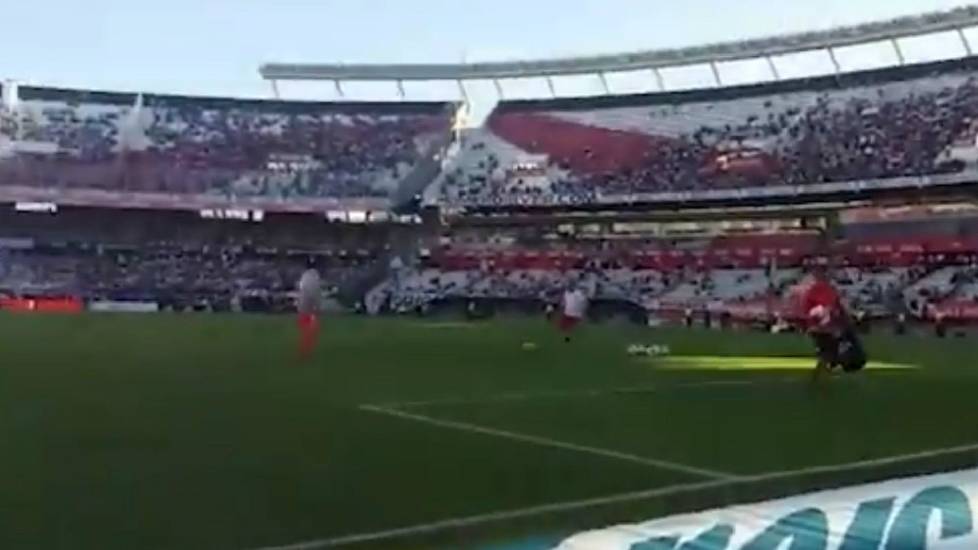 Captura Franco Armani Calentamiento River Rosario Central 15042018