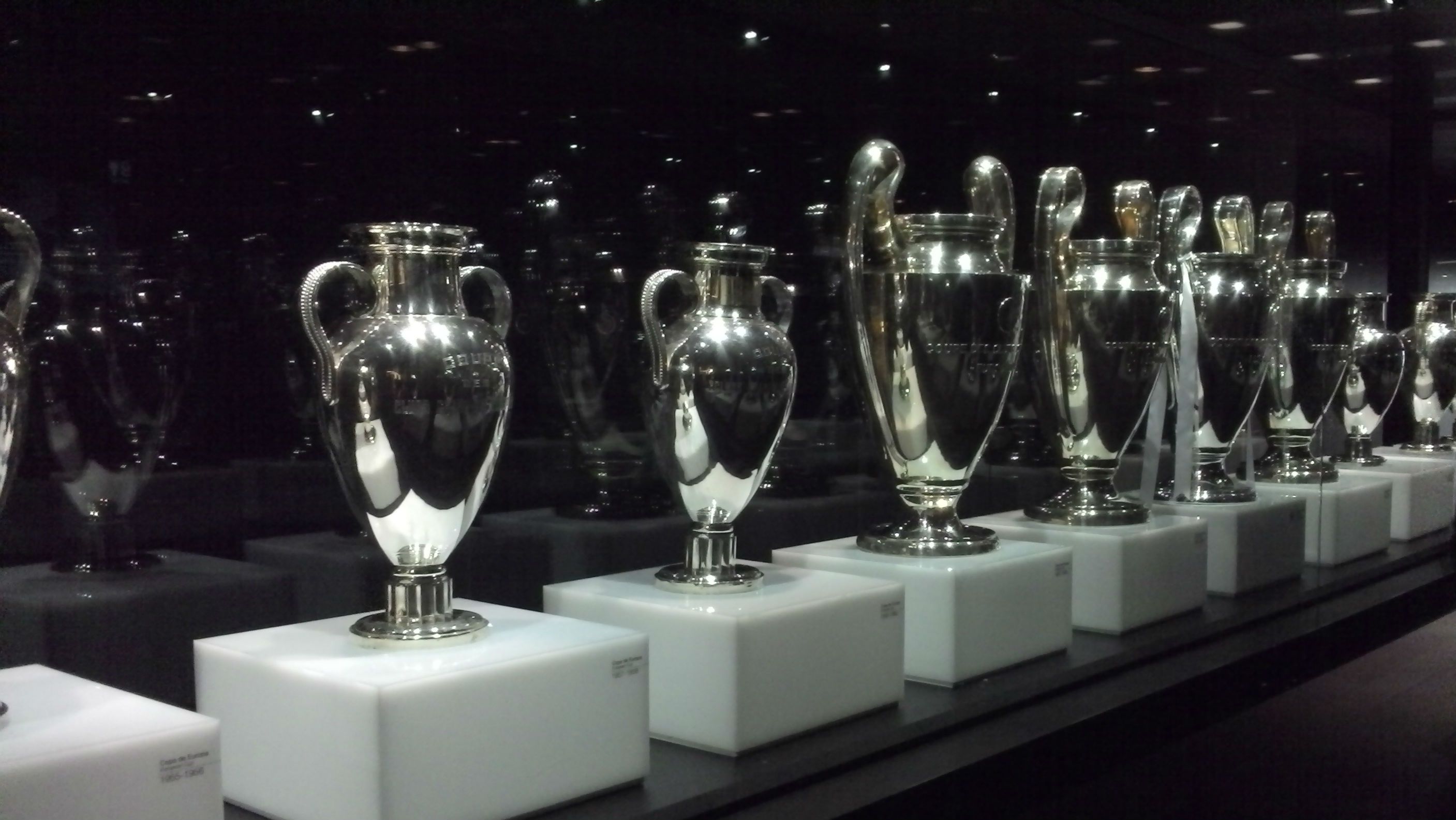 Real Madrid Santiago Bernabeu museu museum 19052016