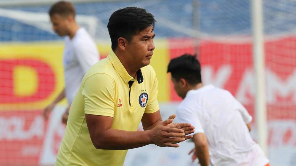 Coach Nguyen Viet Thang | Binh Duong vs SHB Da Nang | Round 1 V.League 2020