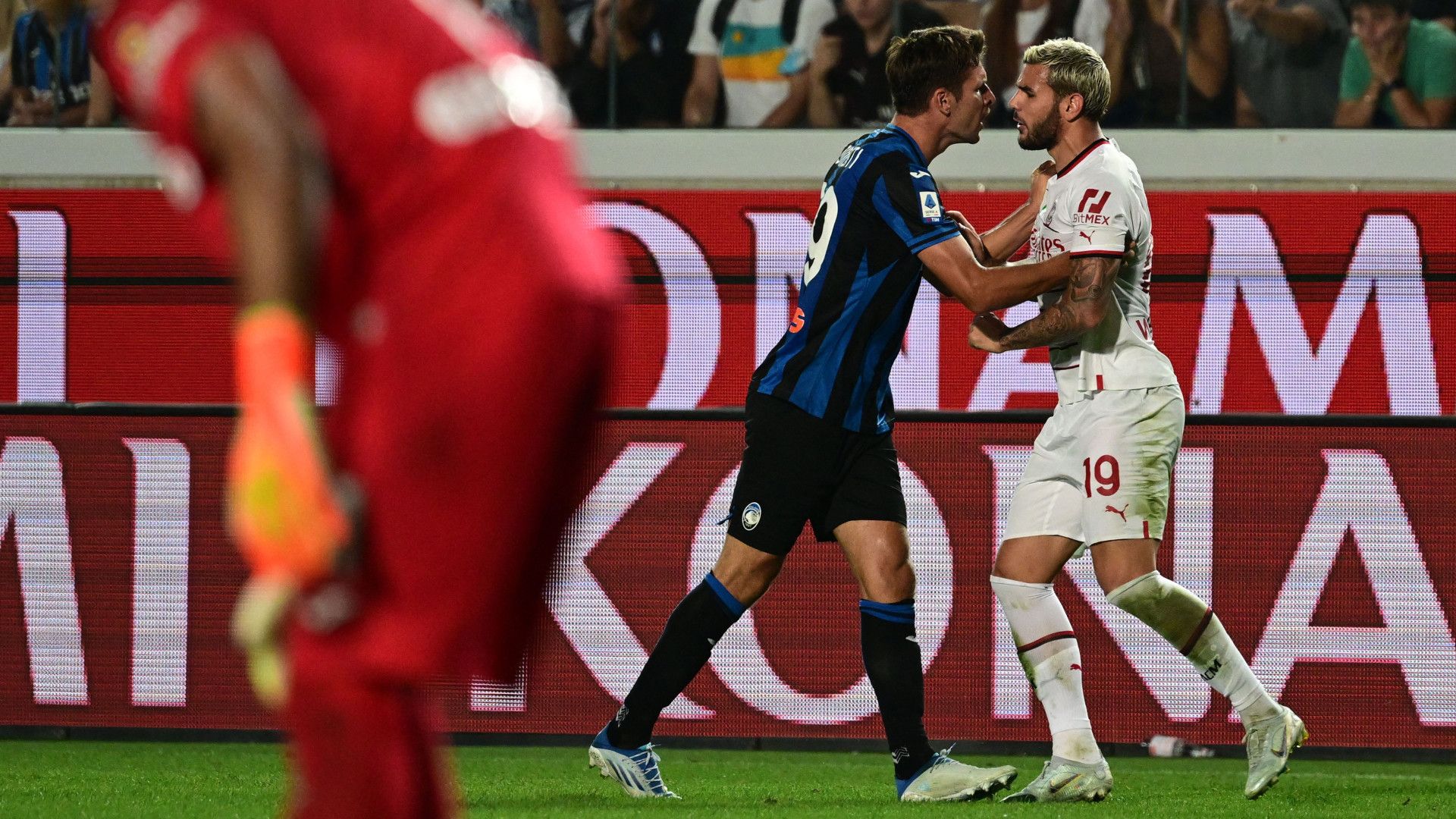 Djimsiti Theo Hernandez Atalanta Milan