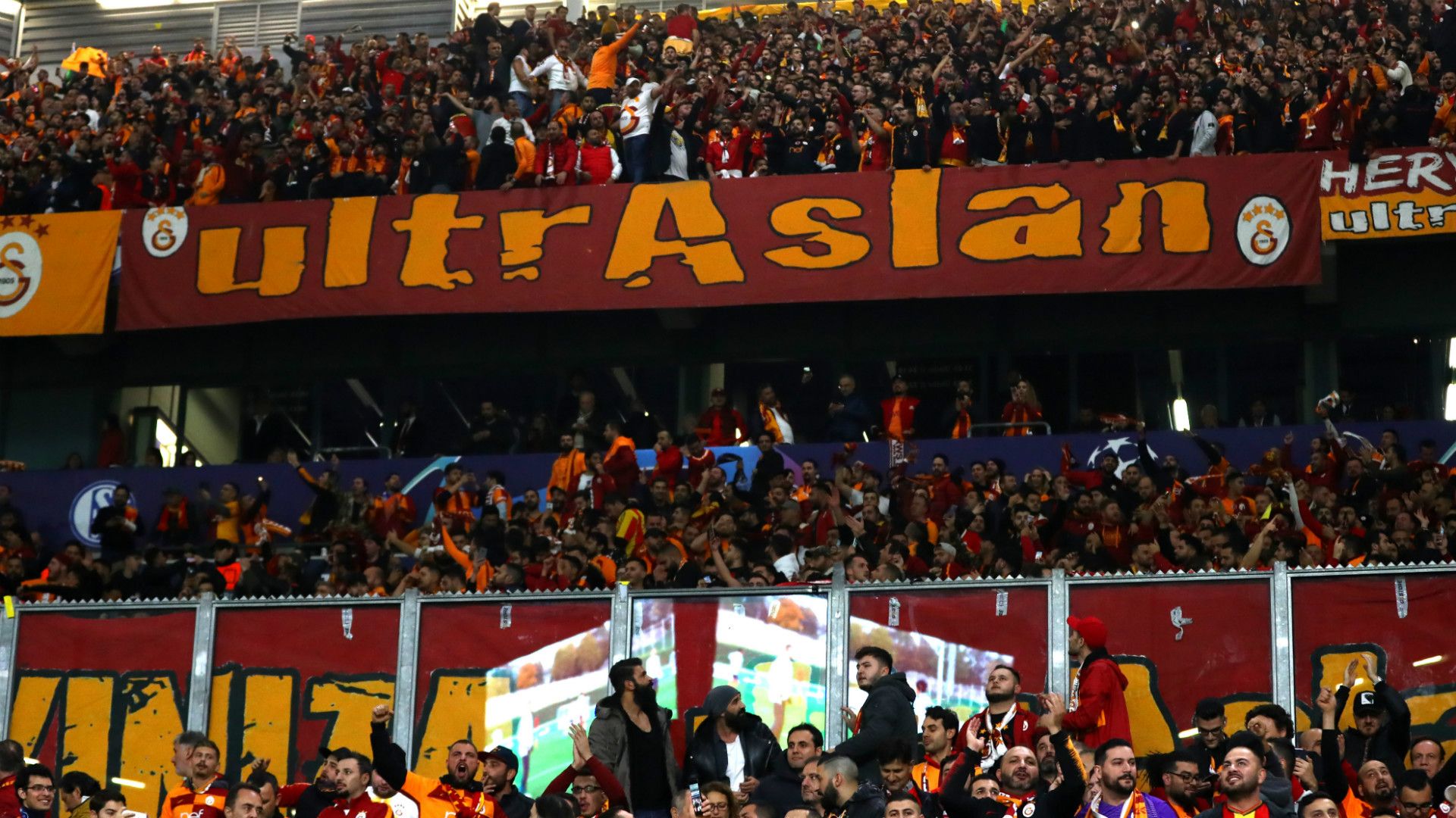 GALATASARAY FANS