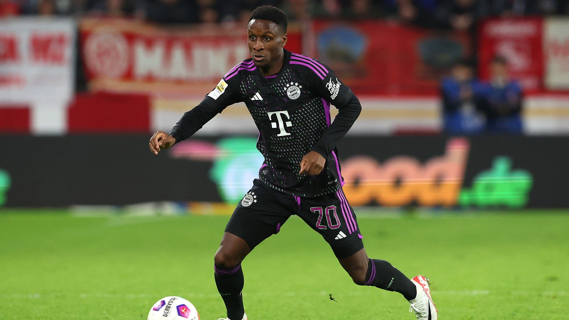 Bouna Sarr Bayern 21102023