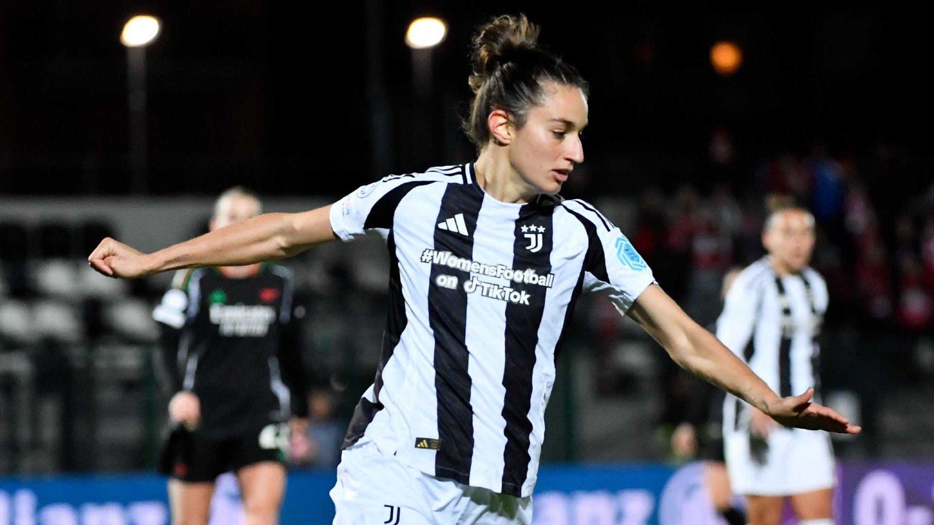 Martina Lenzini of Juventus FC in action