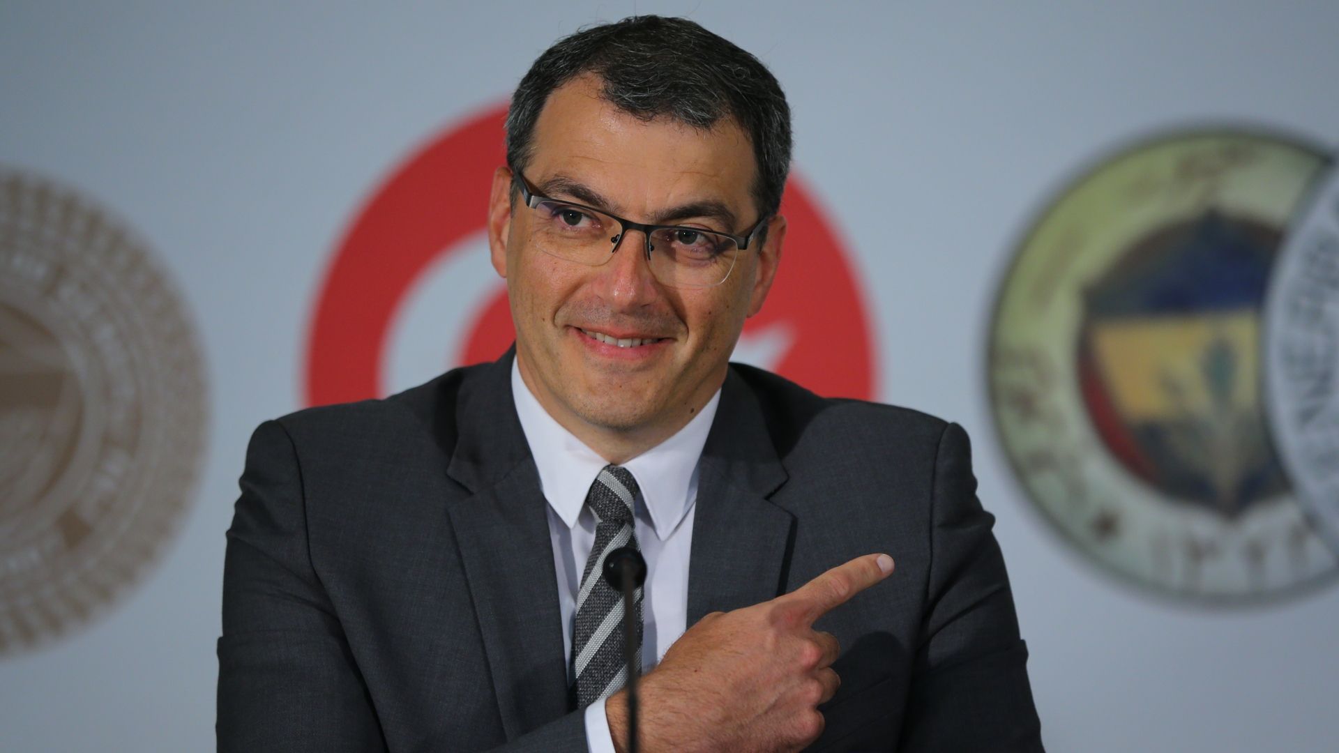 Damien Comolli Fenerbahce