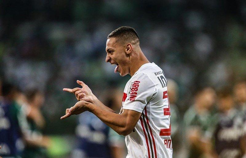 Antony comemora triunfo do São Paulo