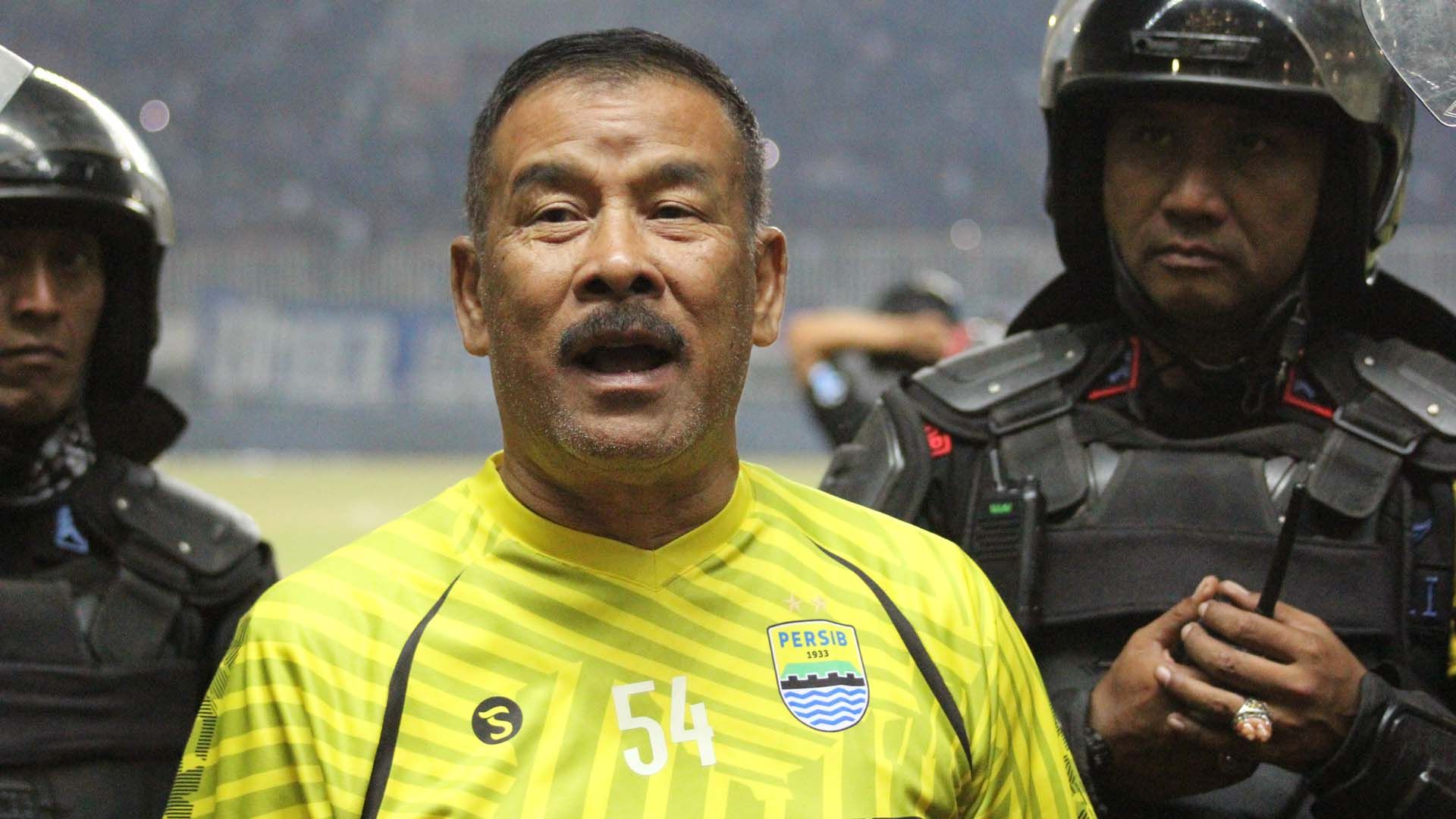 Umuh Muchtar - Persib Bandung