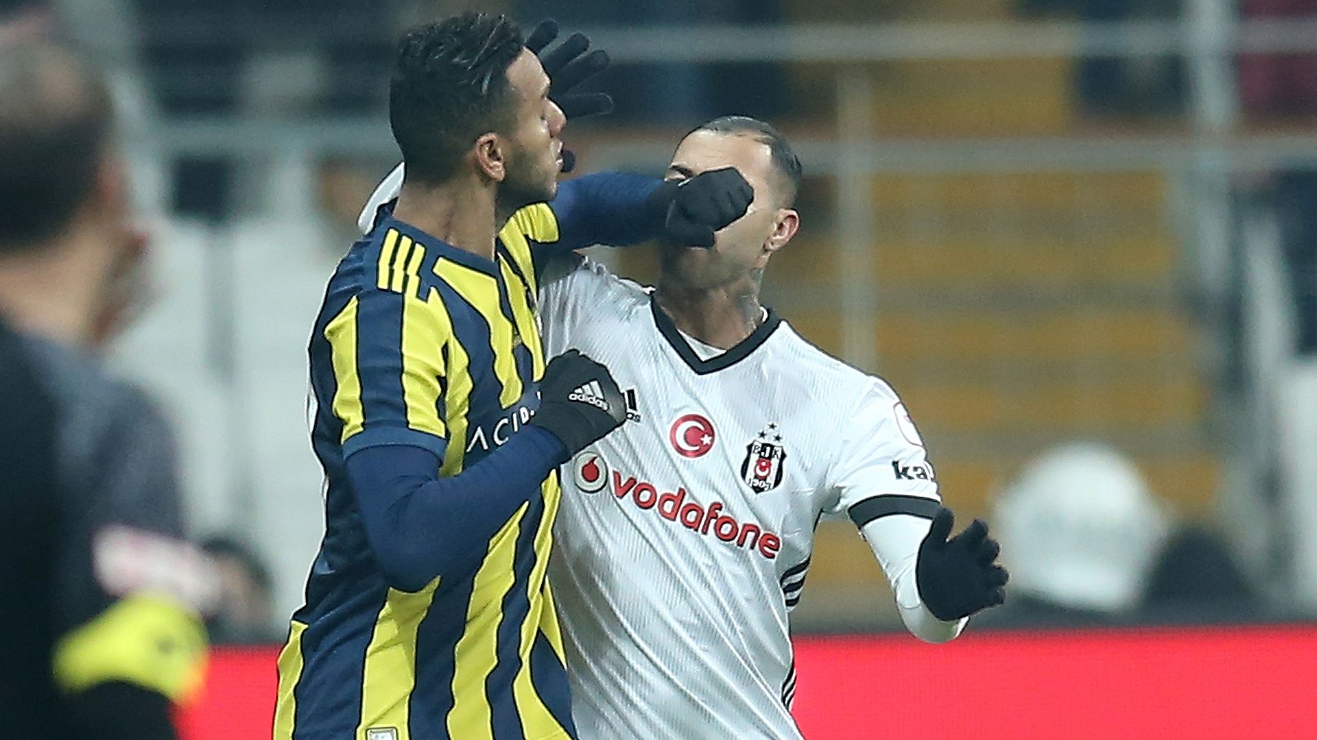Josef de Souza Ricardo Quaresma Besiktas Fenerbahce 03012018