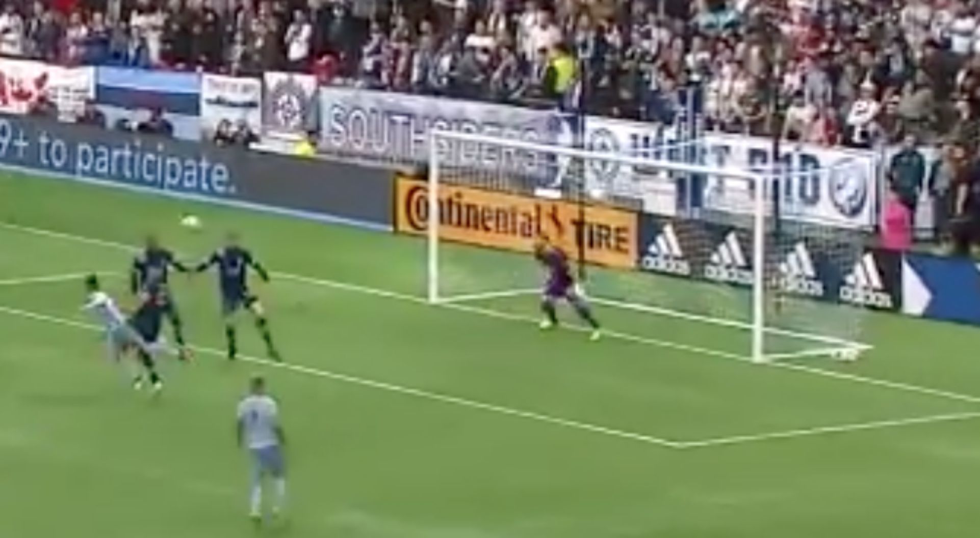 Alan Pulido gol Sporting KC Vancouver Whitecaps