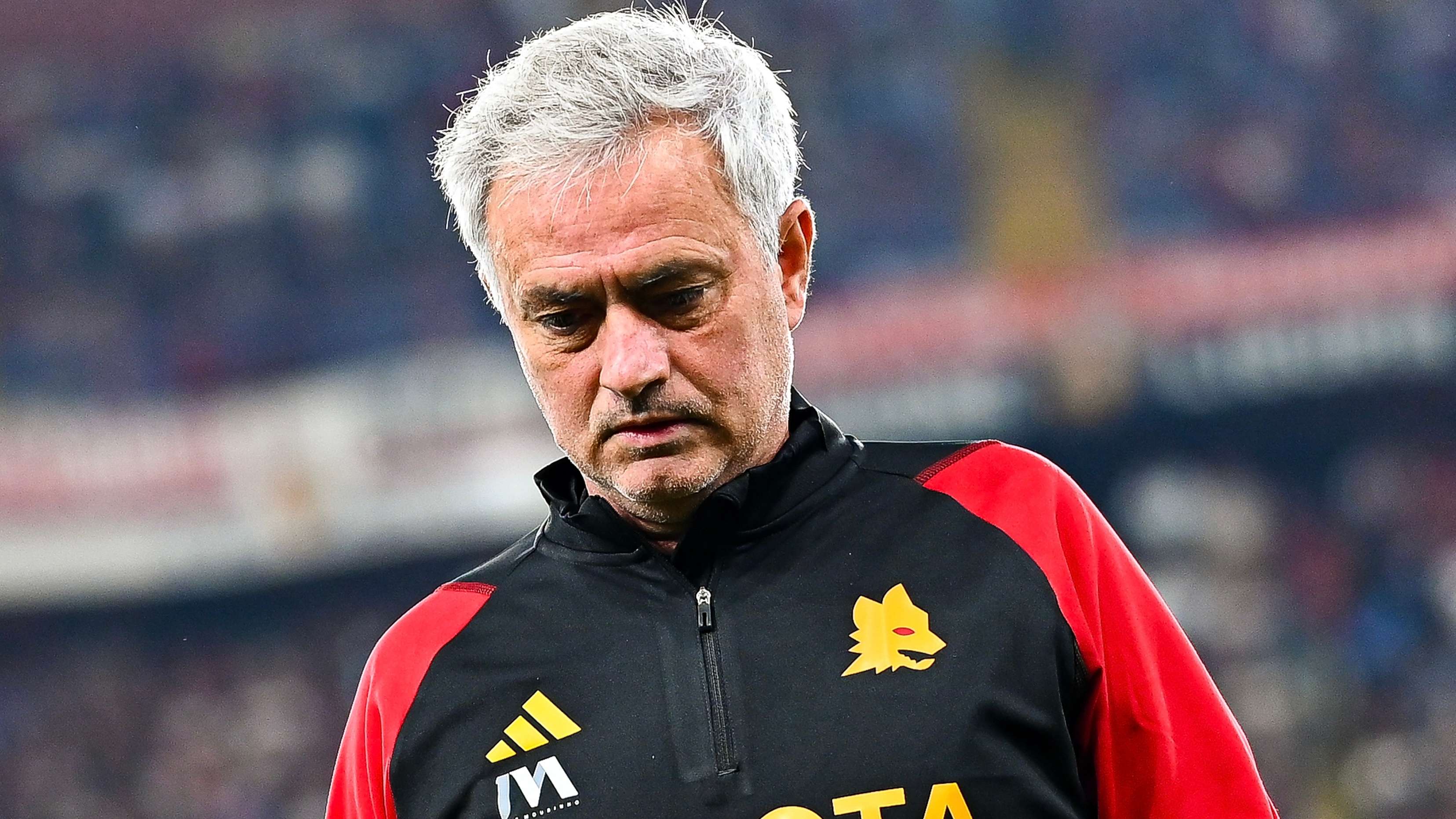 Suudi Arabistan'dan gelen teklifi geri çeviren Jose Mourinho'nun Napoli ile masaya oturması bekleniyor | Goal.com Türkçe