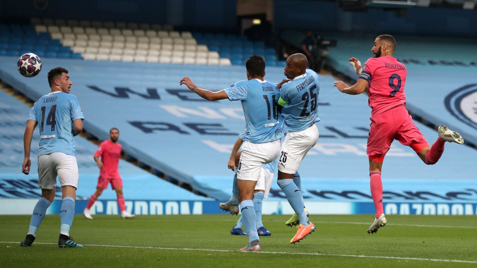 manchester city real madrid uefa champions league benzema fernandinho