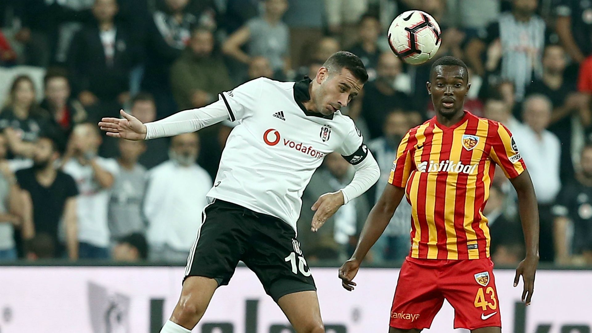 Besiktas Kayserispor Oguzhan Ozyakup 092918