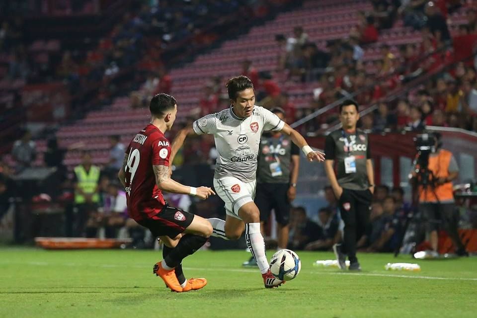 นพพล พลคำ