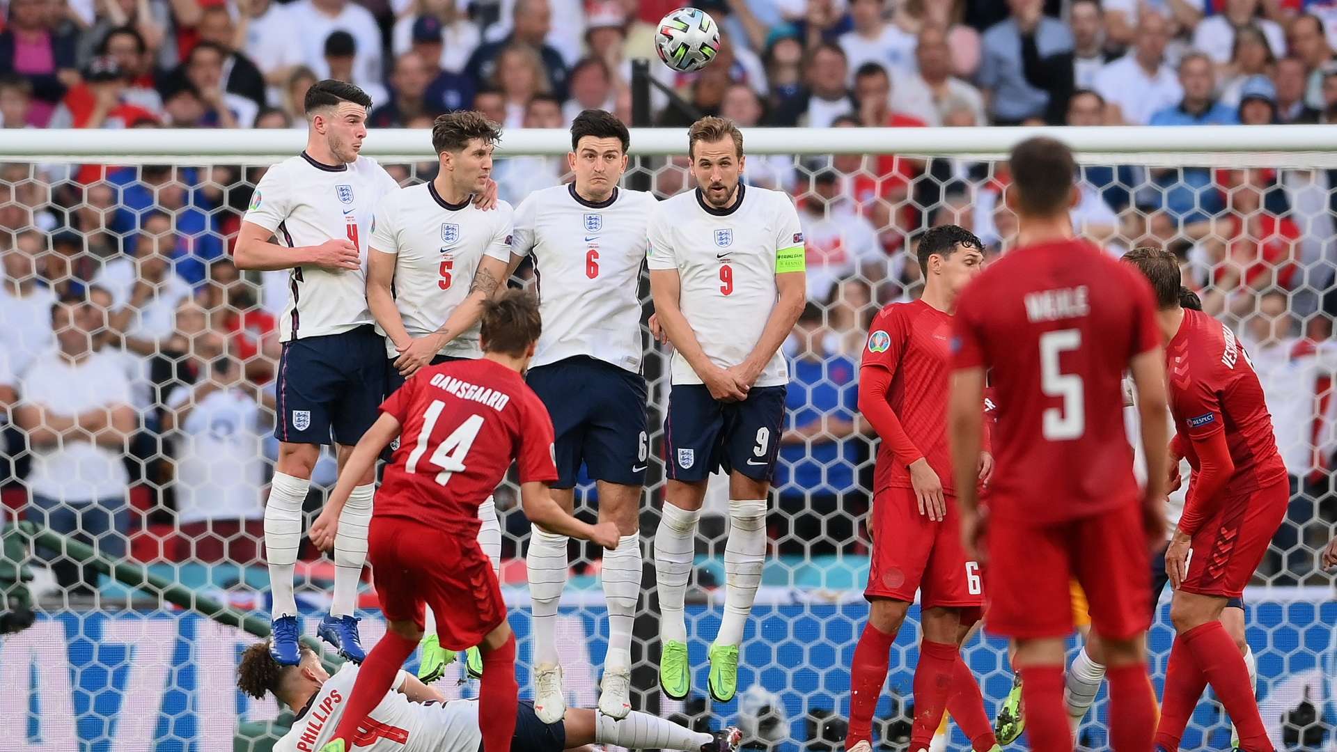 Damsgaard goal, England vs Denmark, Euro 2020