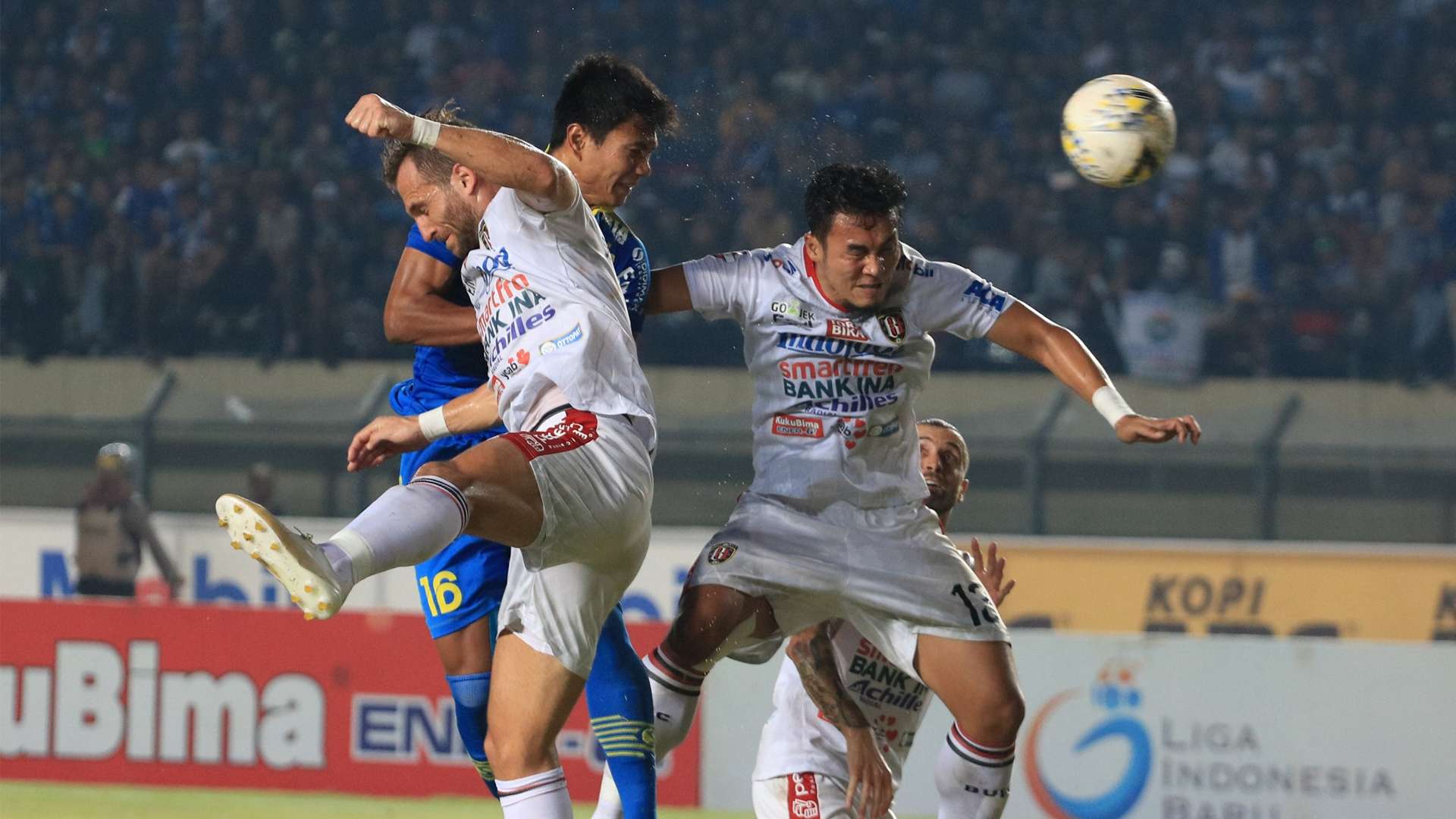 Ahmad Jufrianto & Ilija Spasojevic - Persib Bandung & Bali United