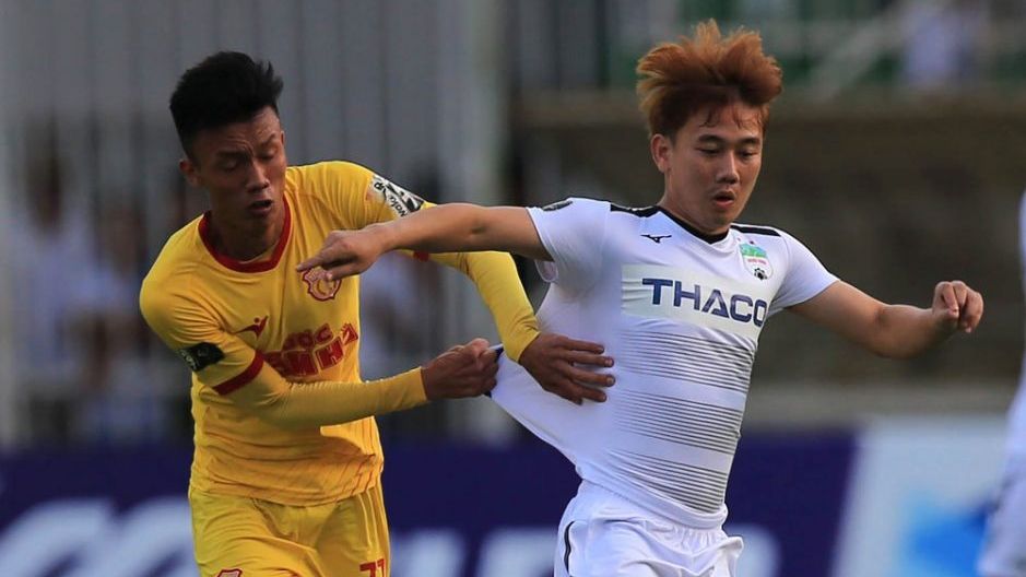 Tran Minh Vuong Hoang Anh Gia Lai Nam Dinh V.League 2019