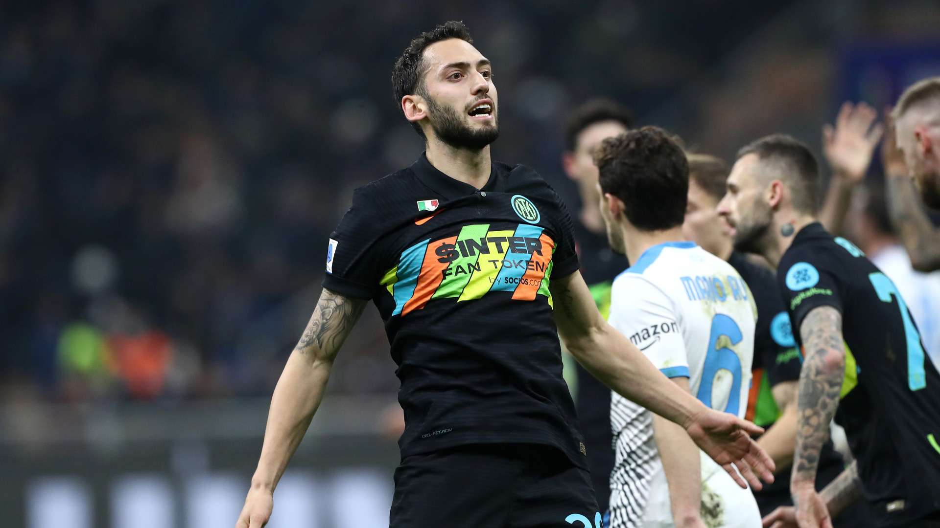 hakan calhanoglu inter vs napoli 21.11.2021