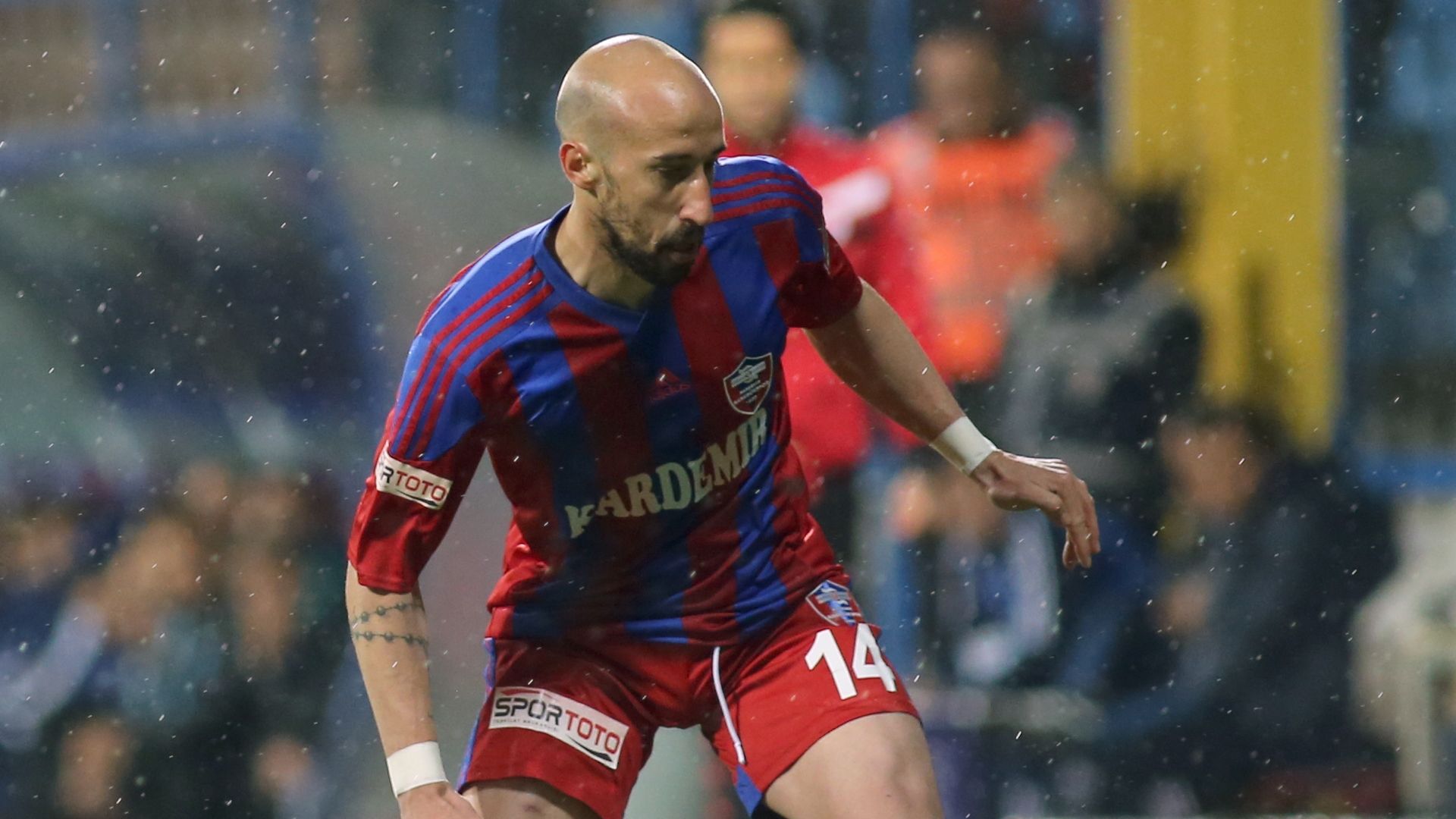 Iasmin Latovlevici Karabukspor