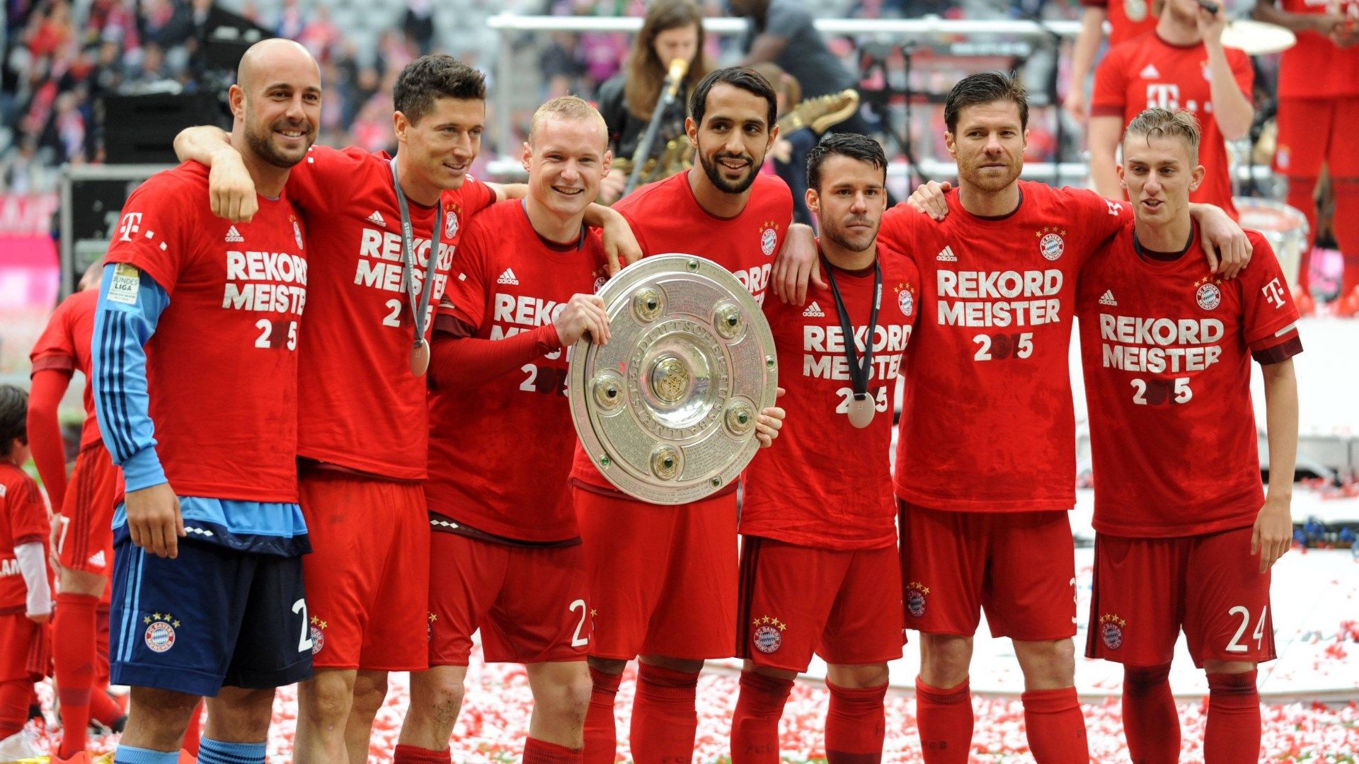 Pepe Reina Bayern 2015