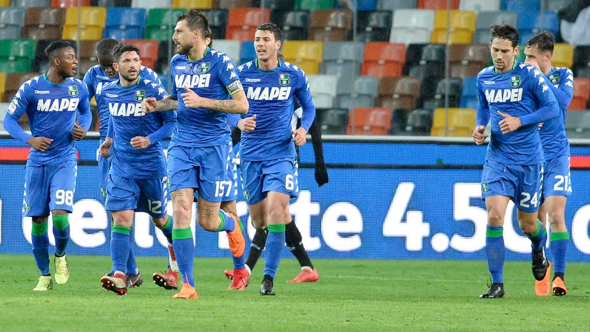 Sassuolo celebrating Serie A