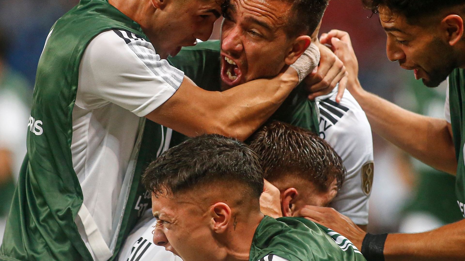 070422 Fortaleza Colo Colo Matías Zaldivia Jeyson Rojas Bruno Gutiérrez Cristian Zavala