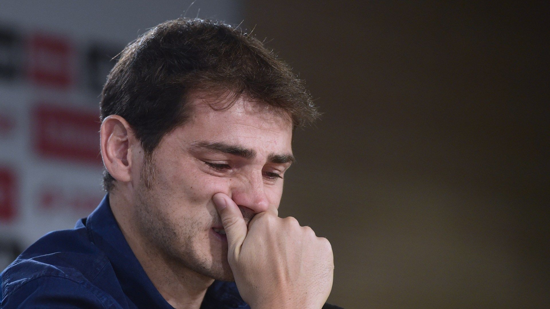 Iker Casillas crying