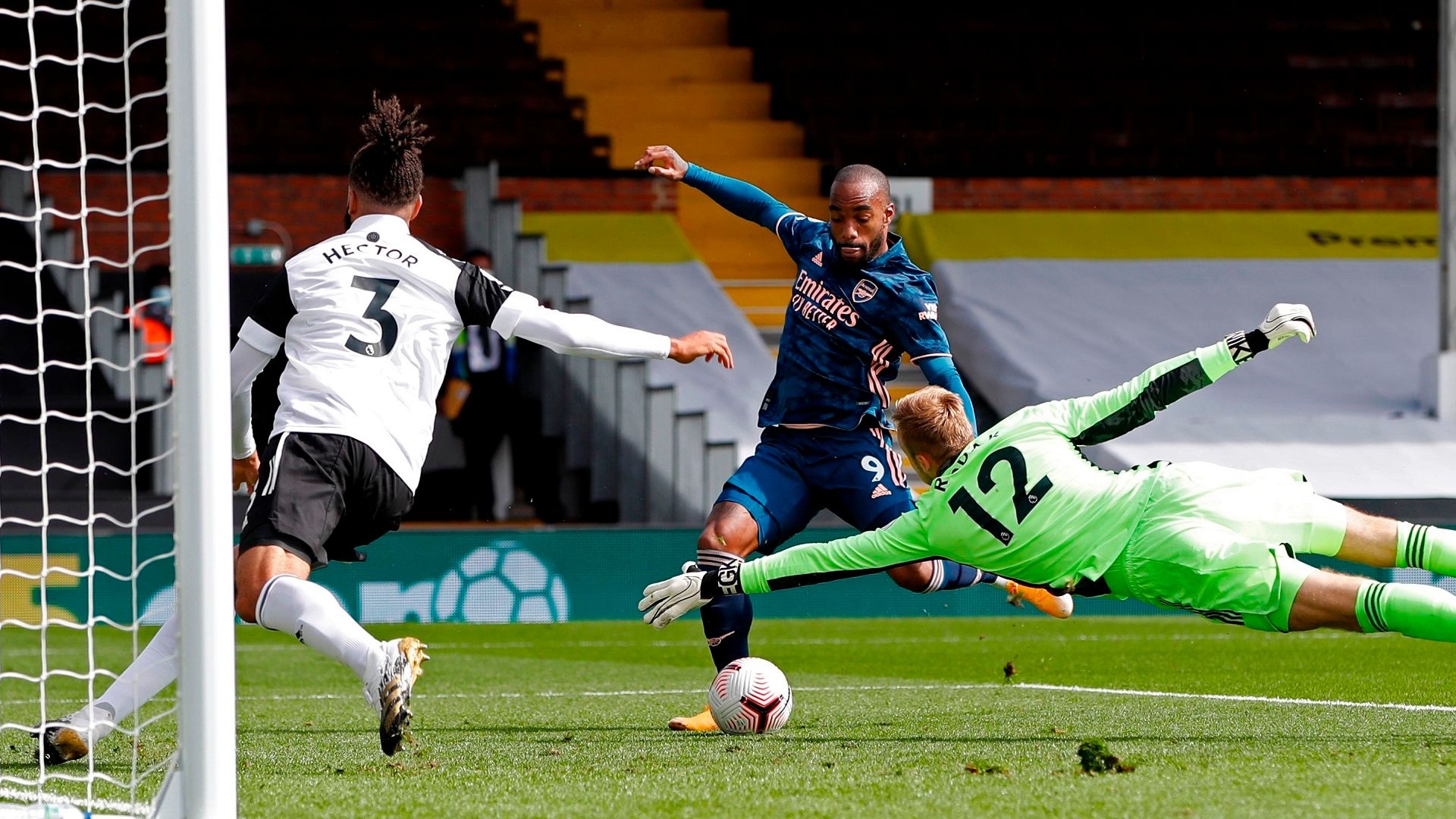 Alexandre Lacazette Fulham vs Arsenal Premier League 2020-21