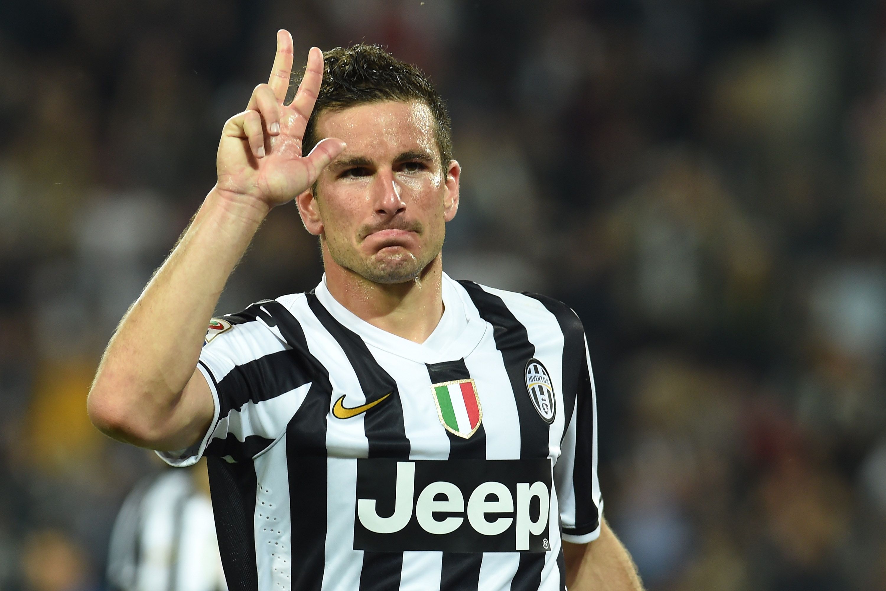 Juventus midfielder Simone Padoin