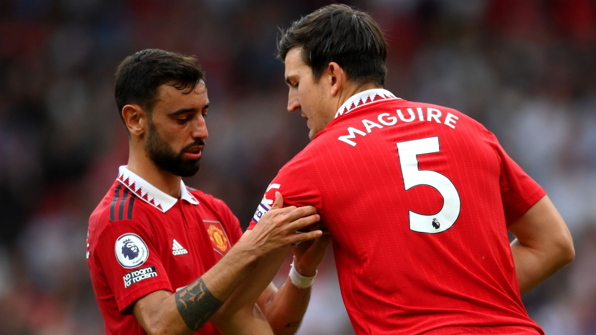 Bruno Fernandes Harry Maguire Manchester United 2022-23