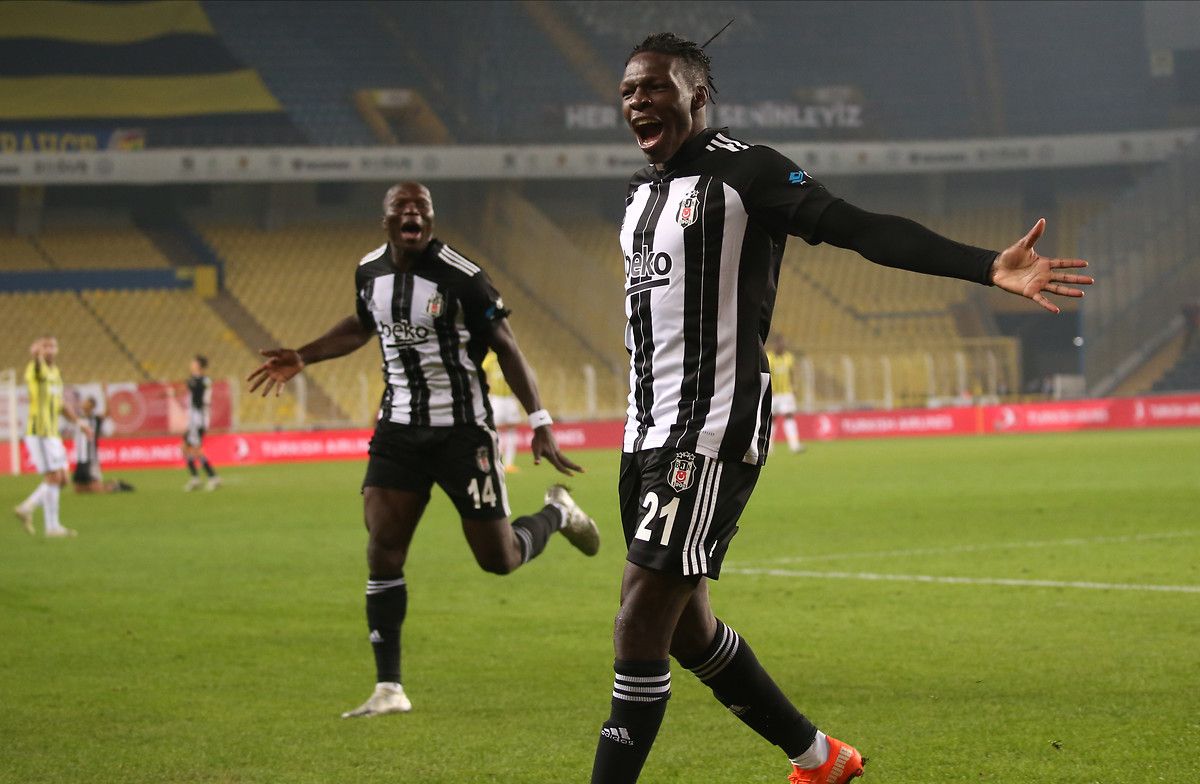 Fabrice N'Sakala Fenerbahce Besiktas 11/29/20