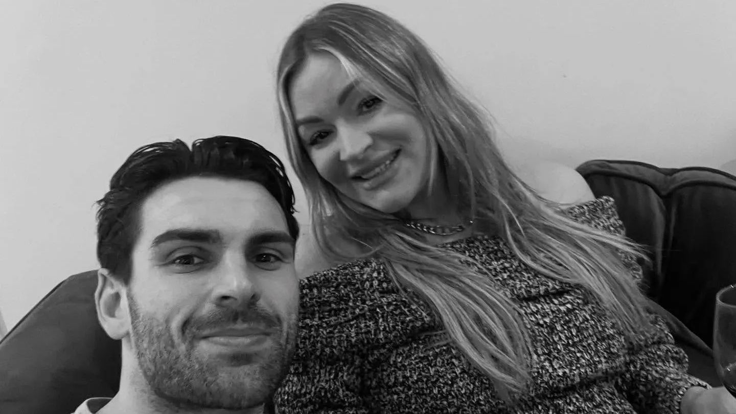 'My heart bursts' - Laura Woods pays emotional tribute to partner Adam Collard for helping presenter through post-pregnancy and return to TV duties | Goal.com UK
