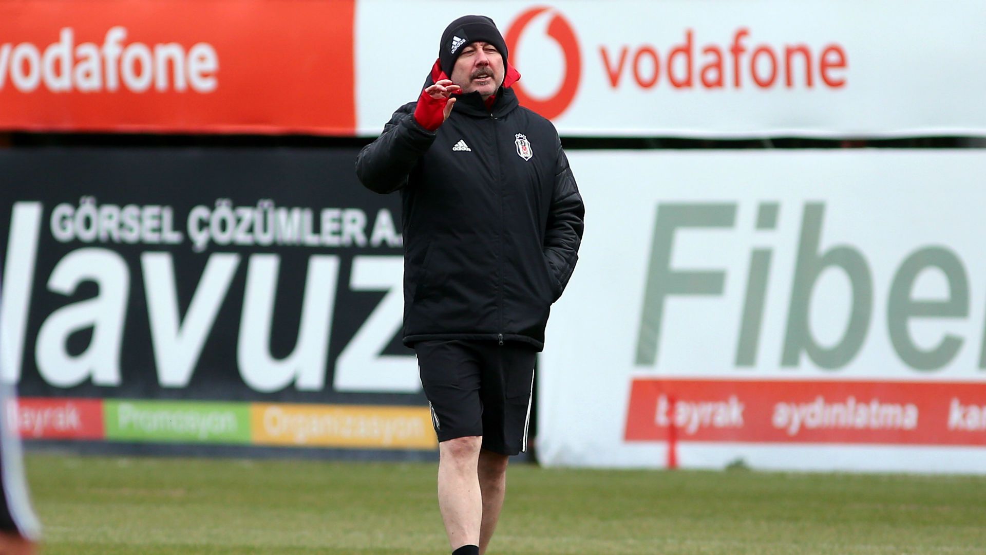 Sergen Yalcin Besiktas first training 01292020