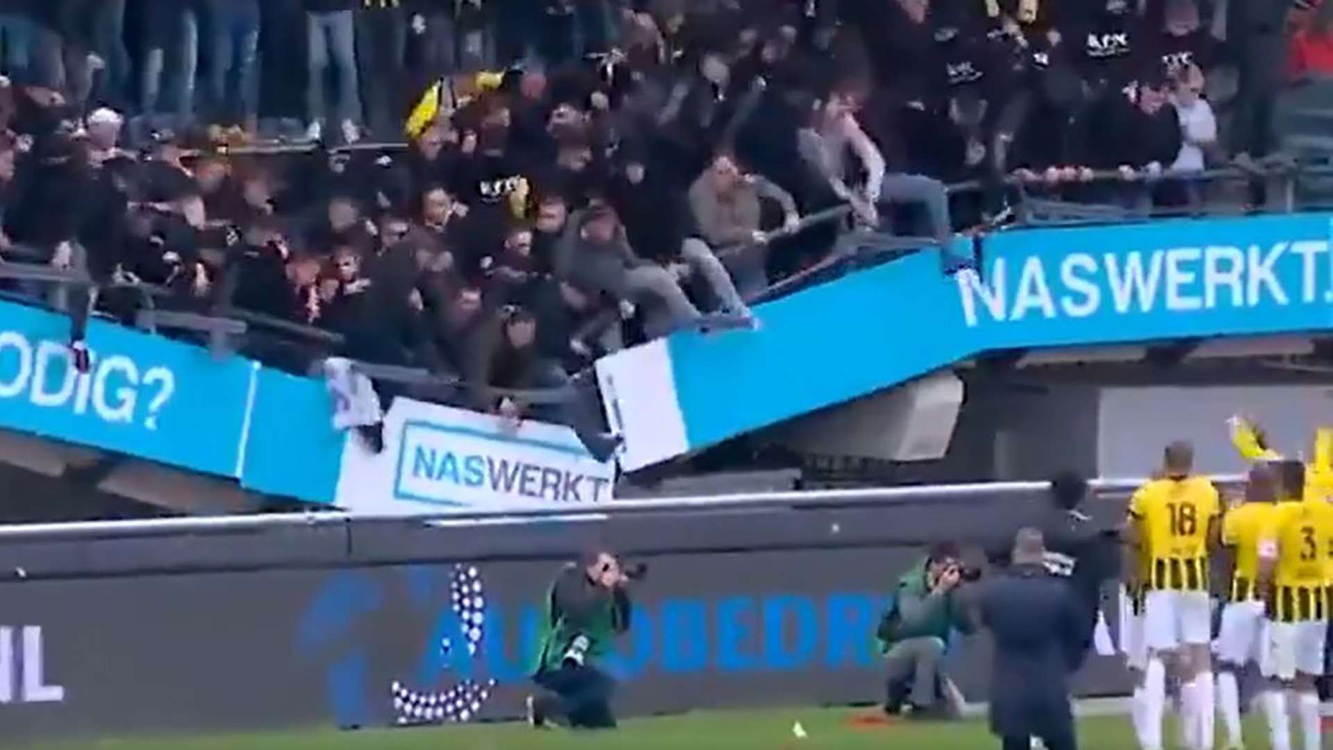 Vitesse stadium collapse