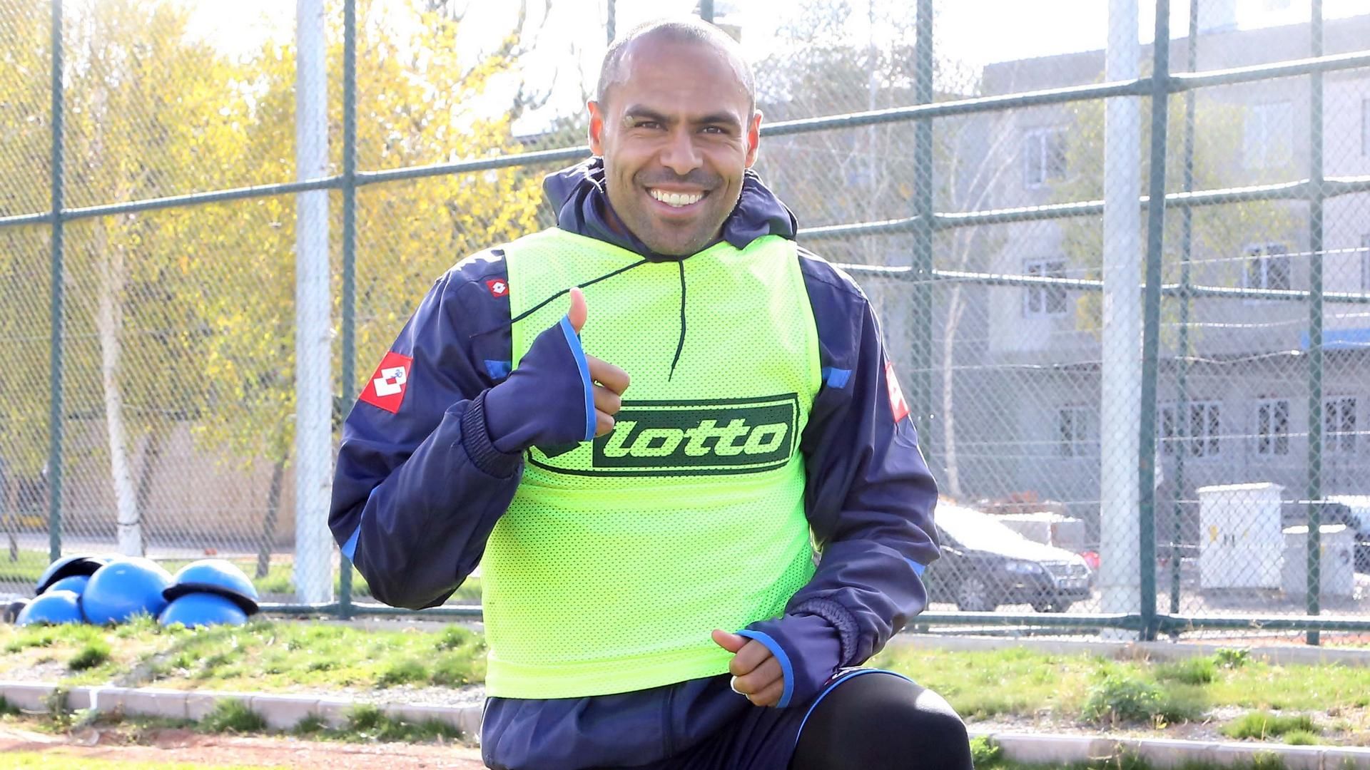 Mert Nobre BB Erzurumspor