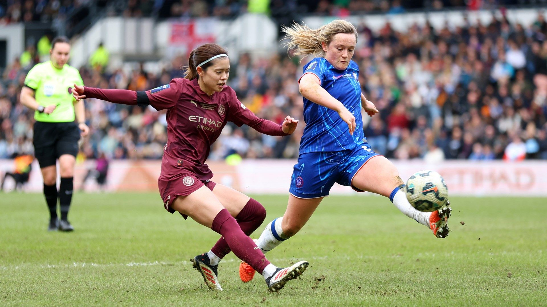 Yui Hasegawa Erin Cuthbert Man City Chelsea Women 2024-25