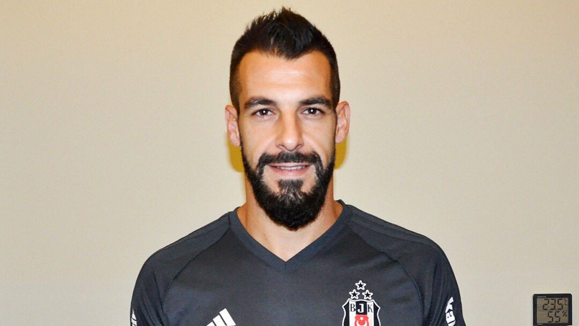 Alvaro Negredo Besiktas